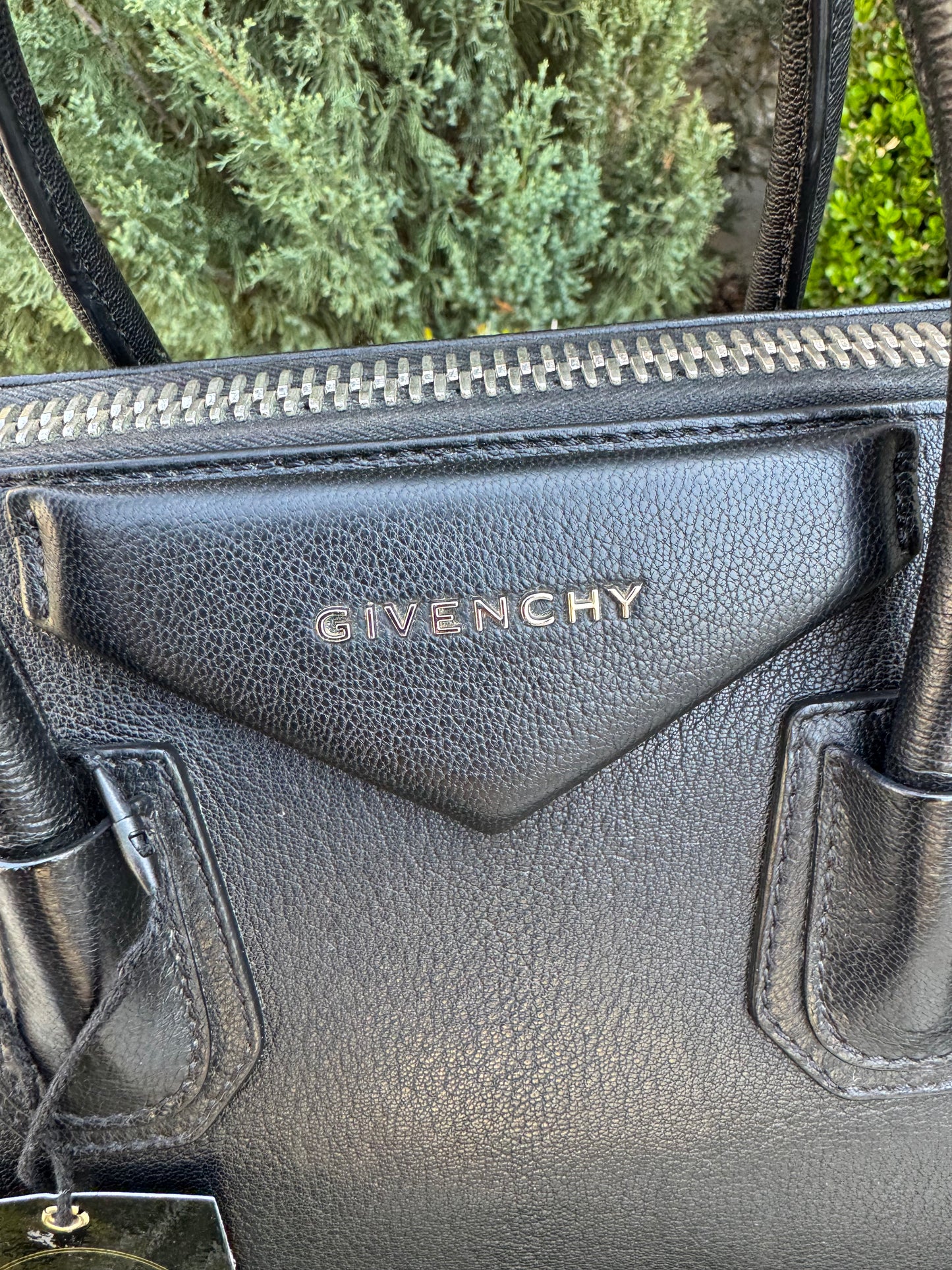 Antigona Small Top Handle Top Grained Leather