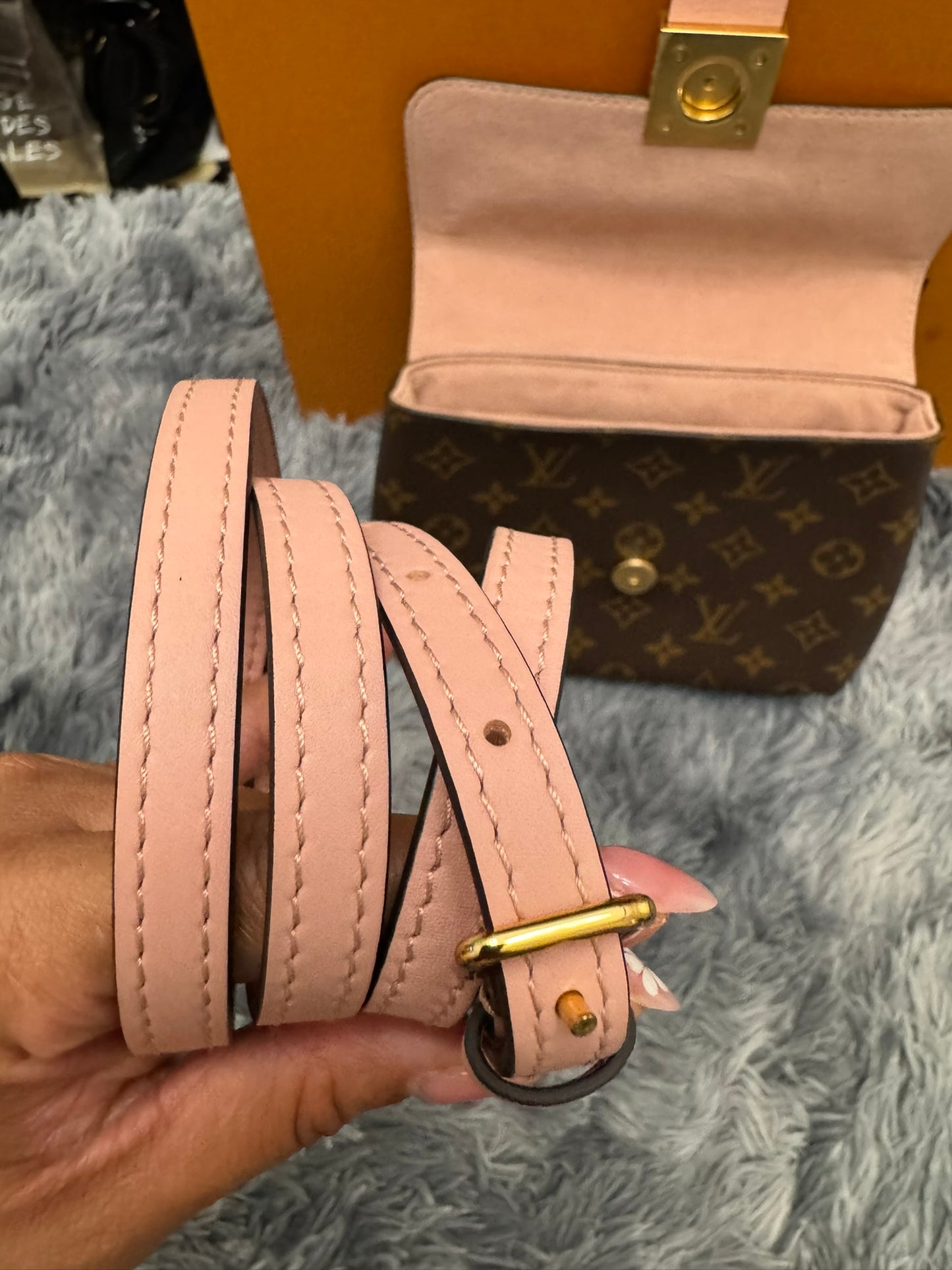 Louis Vuitton Locky BB in Monogram Canvas and Rose Poudre Leather