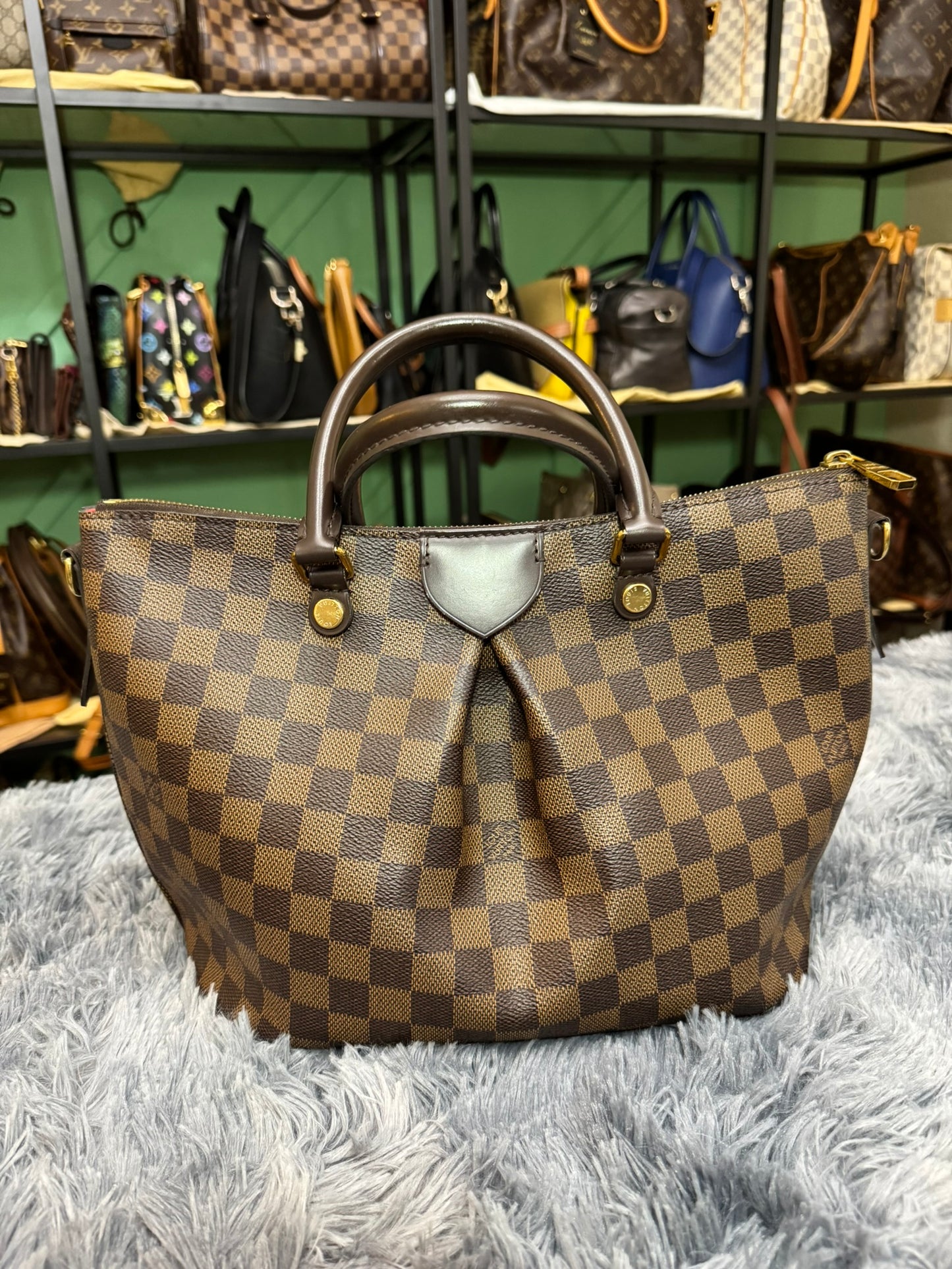 Louis Vuitton Sienna MM in Damier Ebene