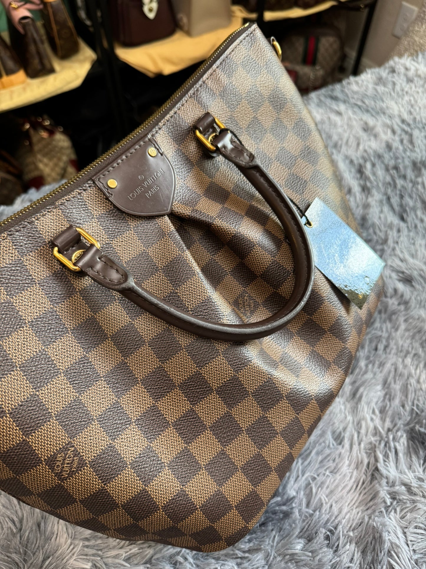 Louis Vuitton Sienna MM in Damier Ebene