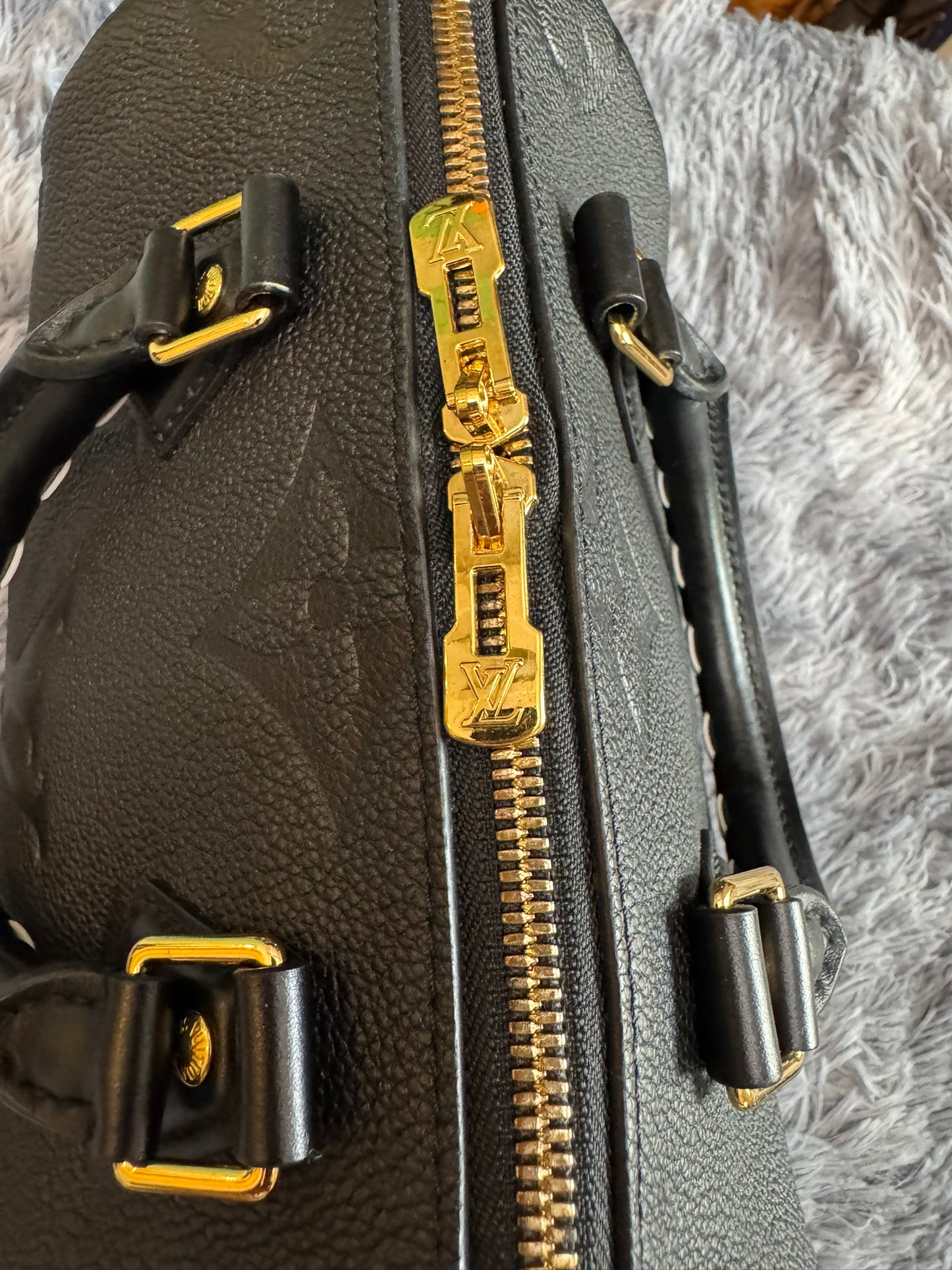 Louis Vuitton Speedy Bandoulière 25 in Wild at Heart (Limited Edition)