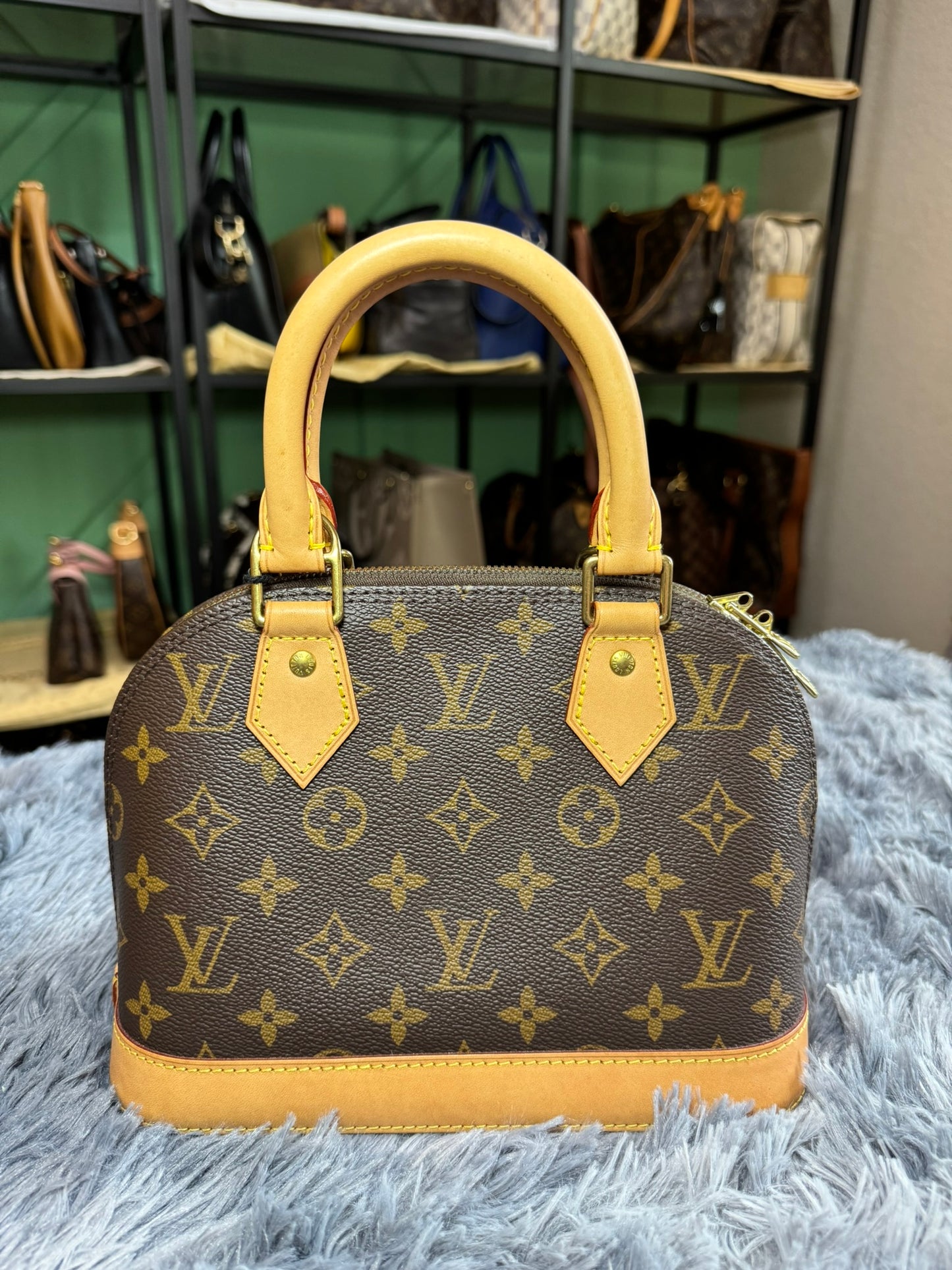 Louis Vuitton Alma BB