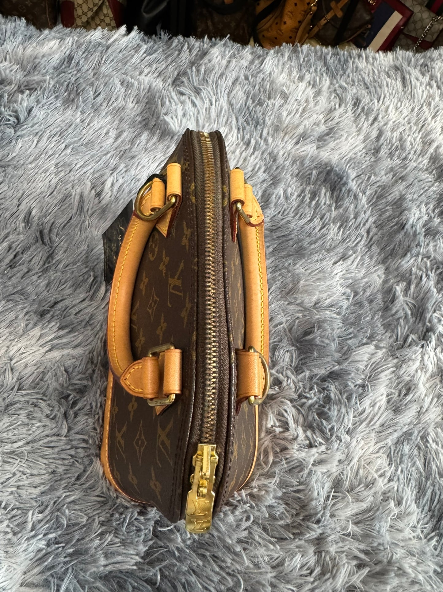 Louis Vuitton Alma BB