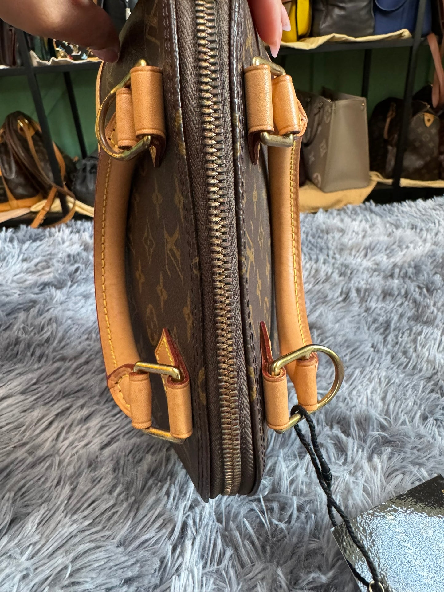 Louis Vuitton Alma BB