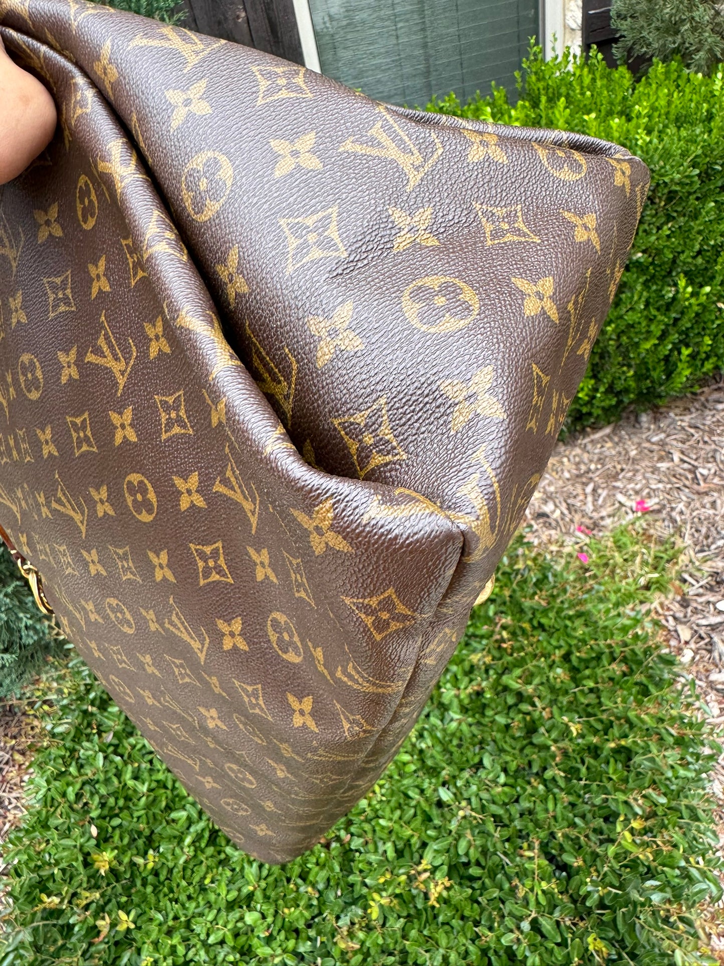 Louis Vuitton Artsy GM