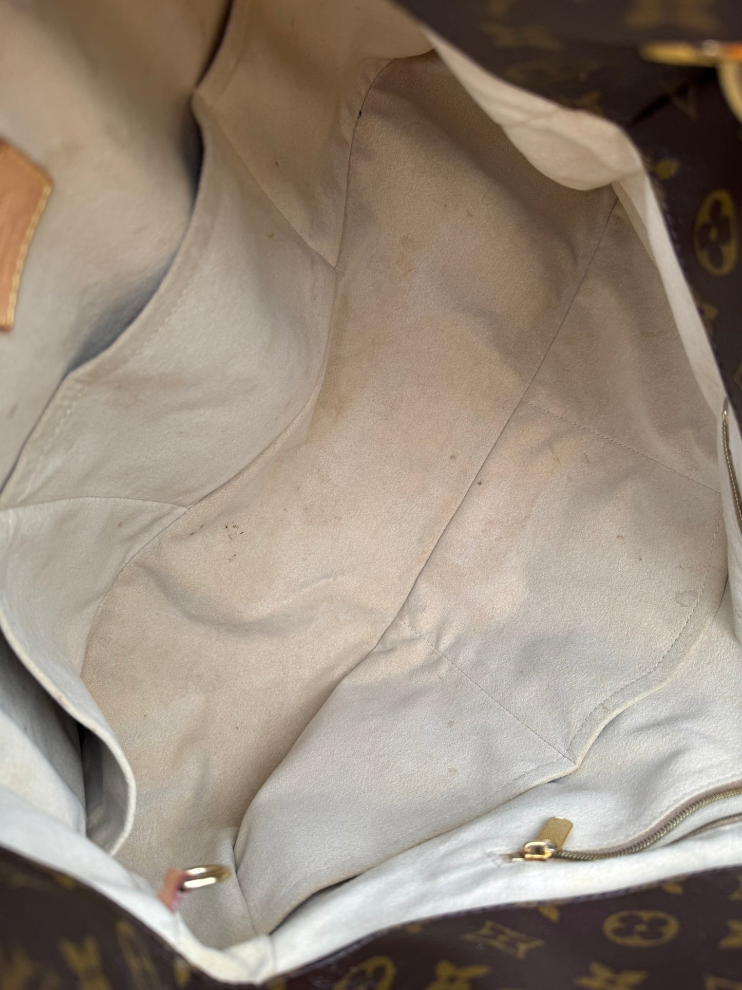 Louis Vuitton Artsy GM