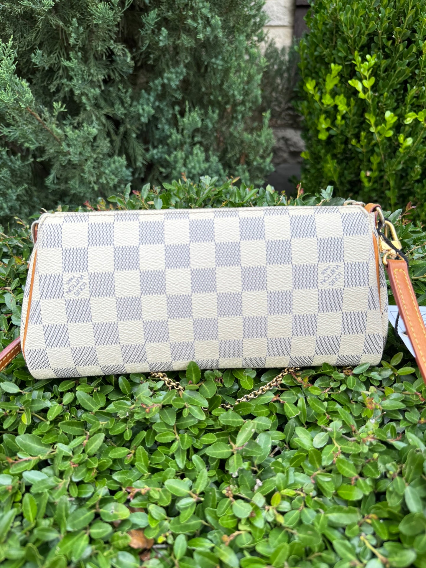 Louis Vuitton Eva Clutch in Damier Azur Canvas