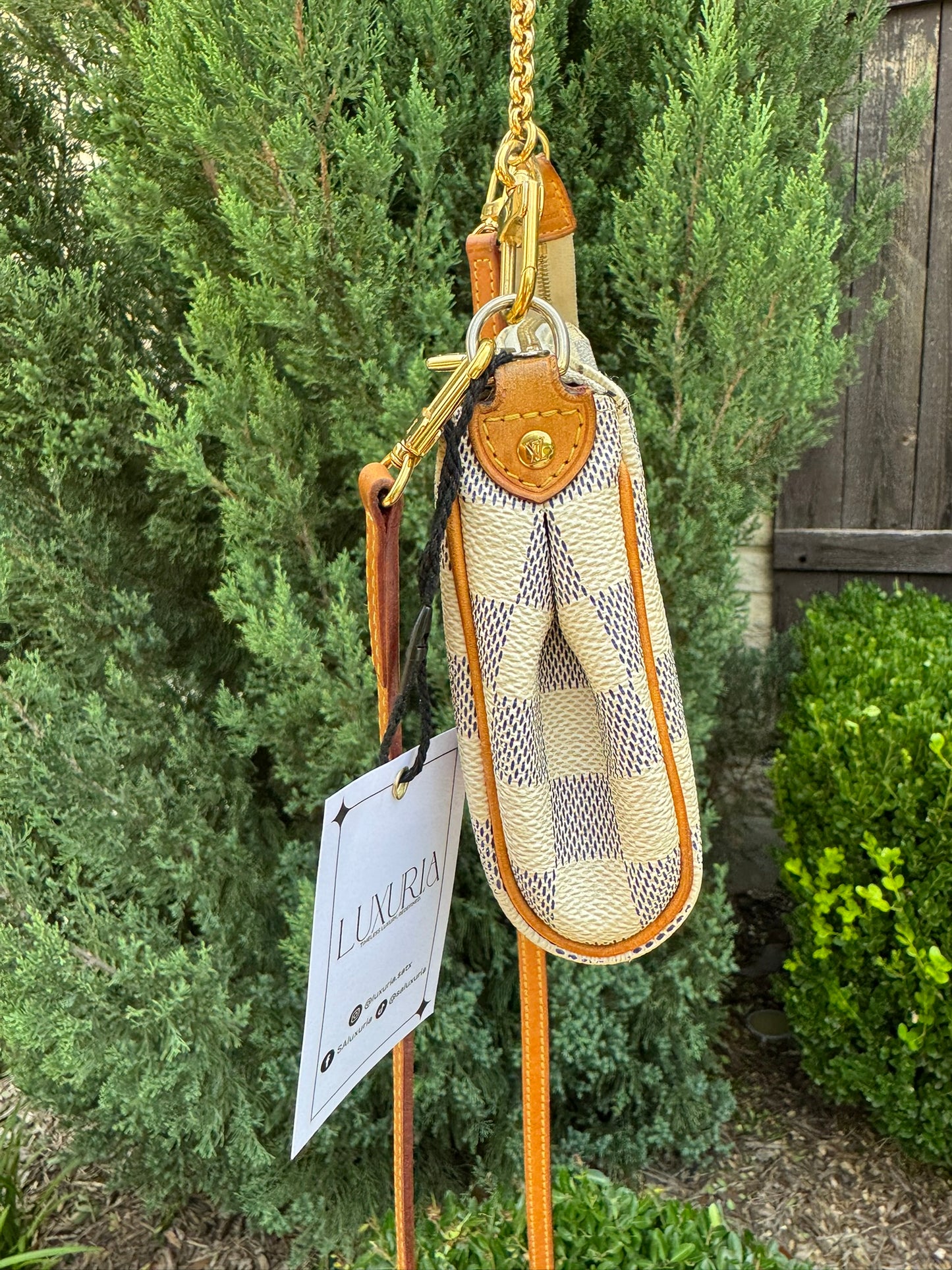 Louis Vuitton Eva Clutch in Damier Azur Canvas