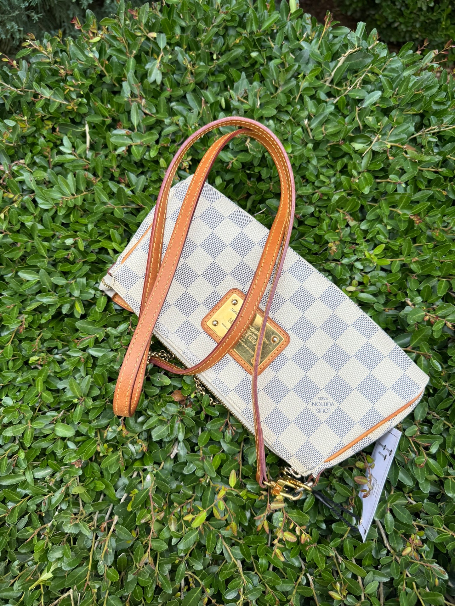 Louis Vuitton Eva Clutch in Damier Azur Canvas