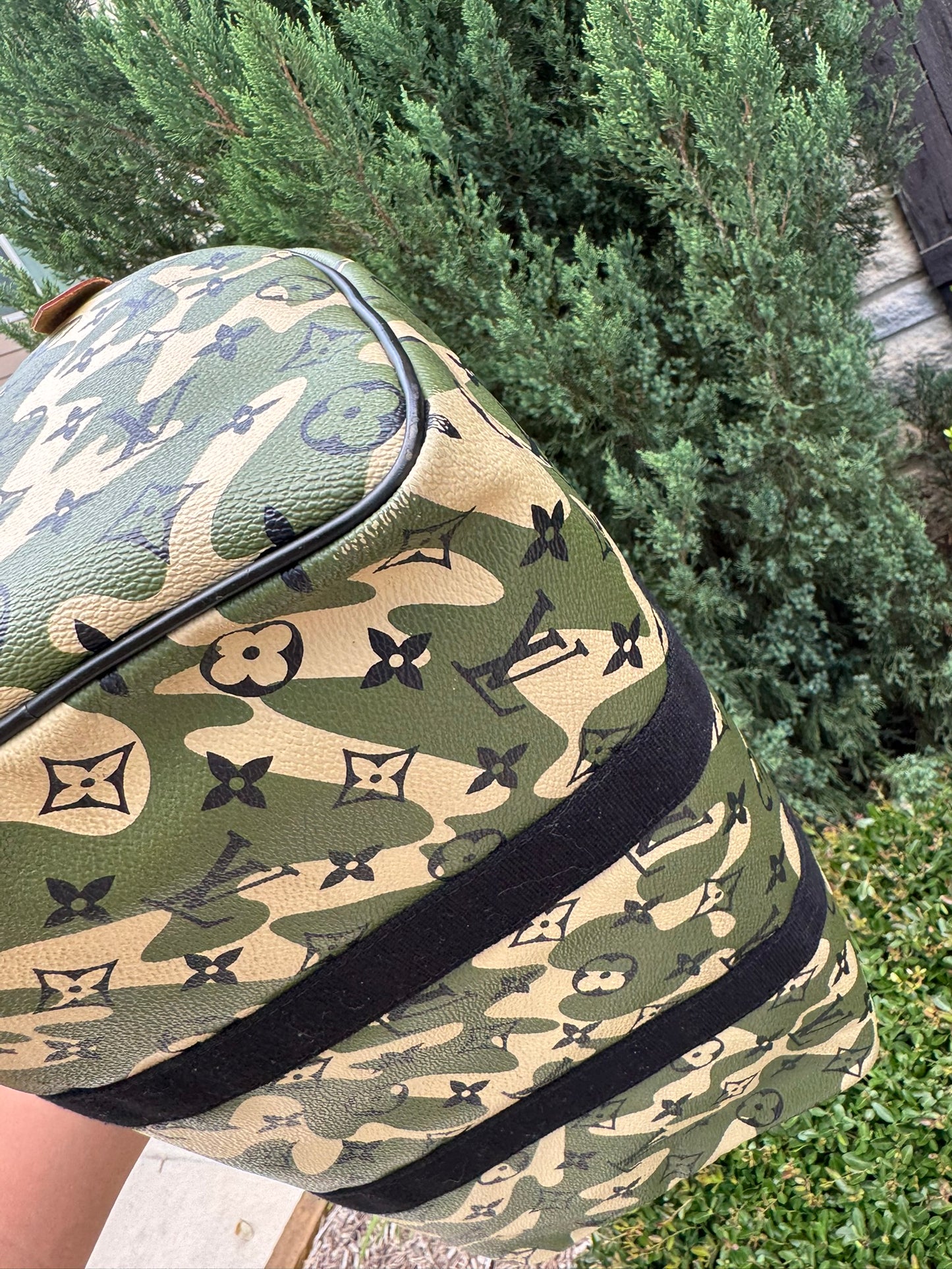 Louis Vuitton Speedy 35 in Monogramouflage Limited Edition