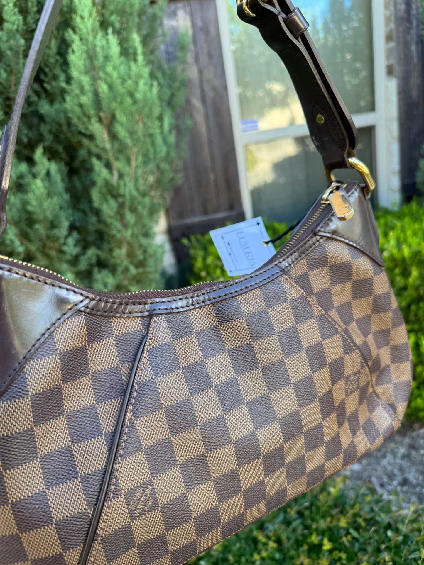 Louis Vuitton Thames PM in Damier Ebene Canvas
