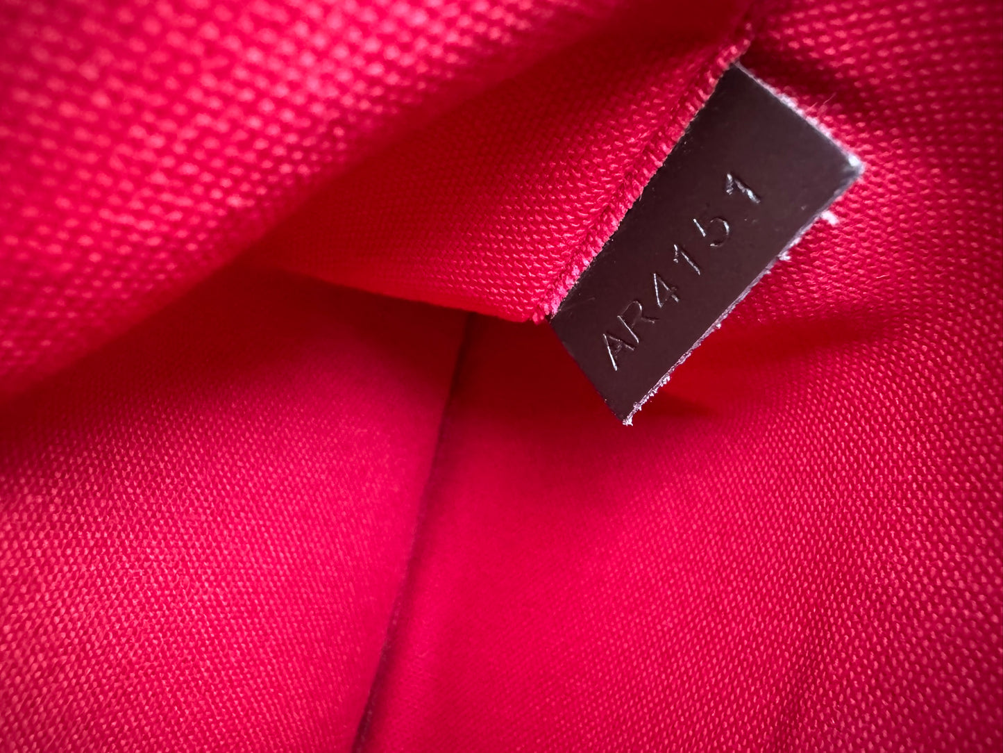 Louis Vuitton Thames PM in Damier Ebene Canvas