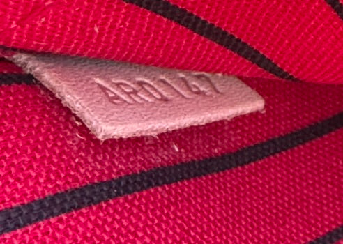 Louis Vuitton Neverfull MM in Monogram Canvas with Cerise Interior