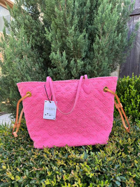 Louis Vuitton Neverfull MM in Pink Monogram Stone Washed Denim