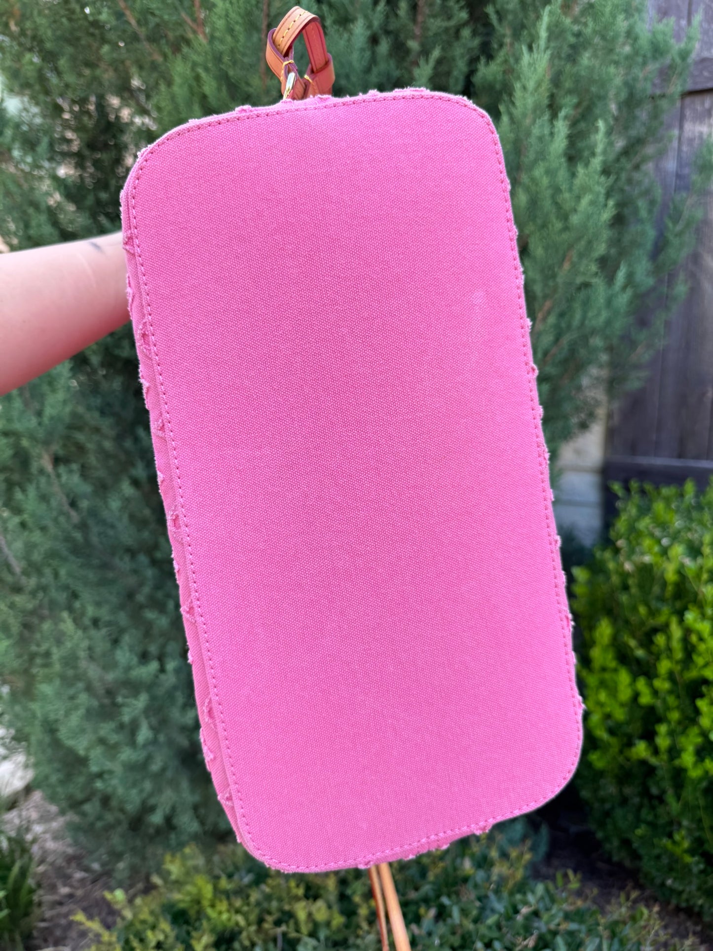 Louis Vuitton Neverfull MM in Pink Monogram Stone Washed Denim