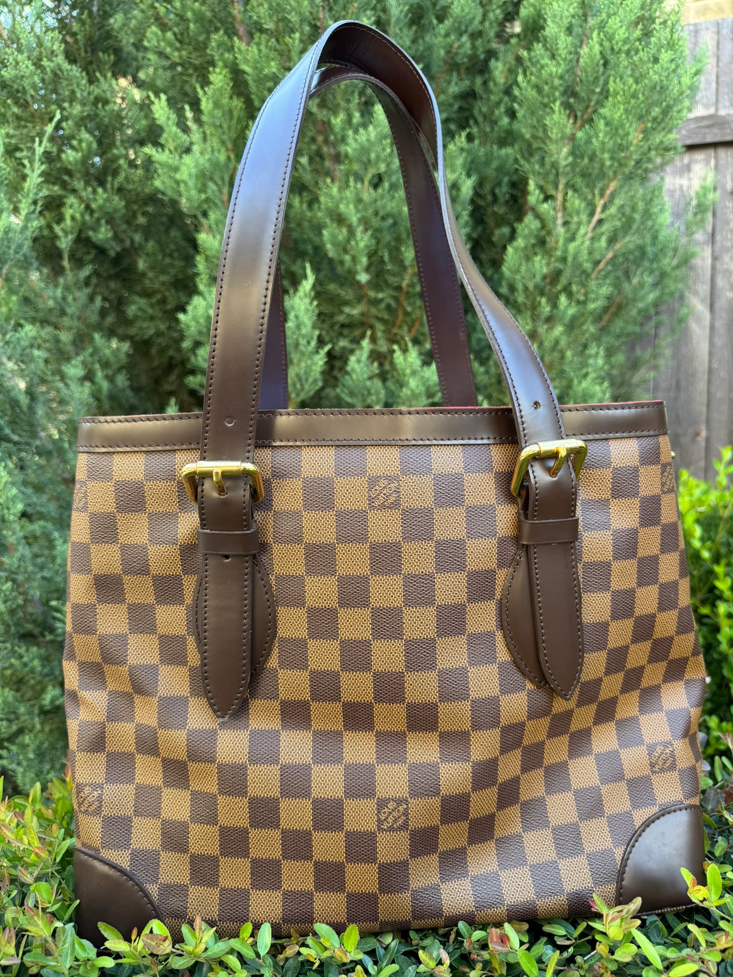 Louis Vuitton Hampstead MM in Damier Ebene Canvas