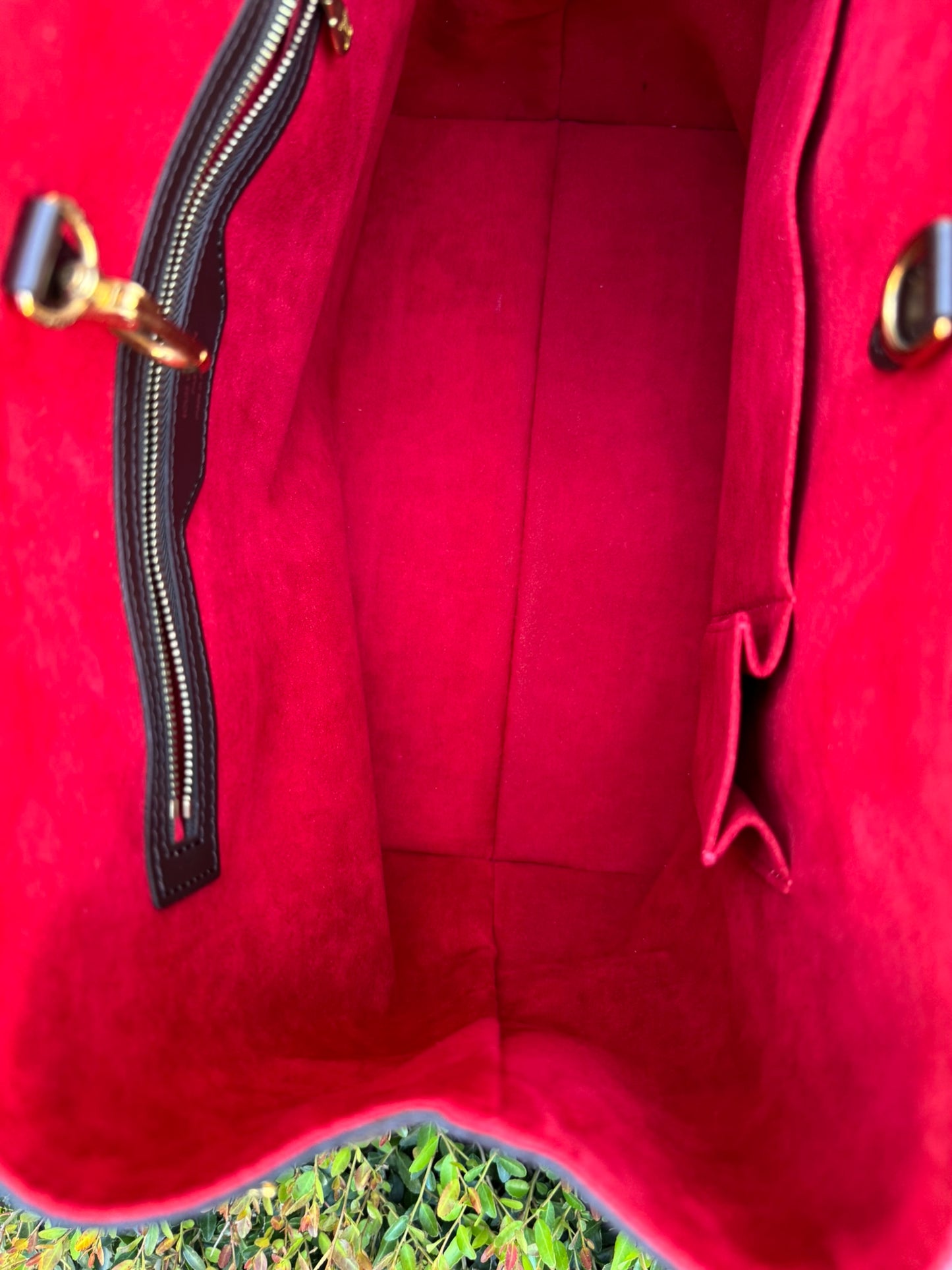 Louis Vuitton Hampstead MM in Damier Ebene Canvas