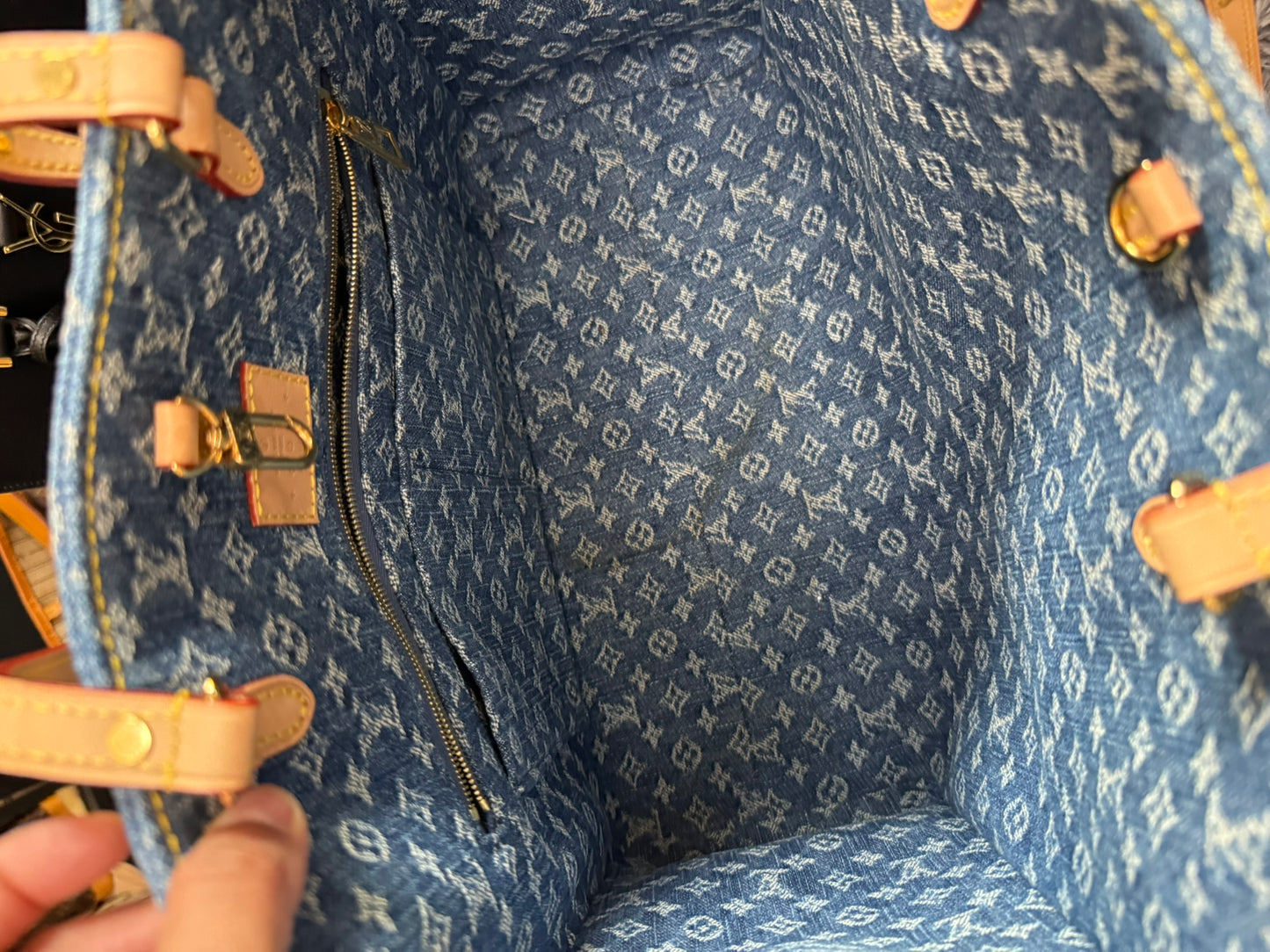 Louis Vuitton OnTheGo MM in Blue Denim Jacquard Monogram
