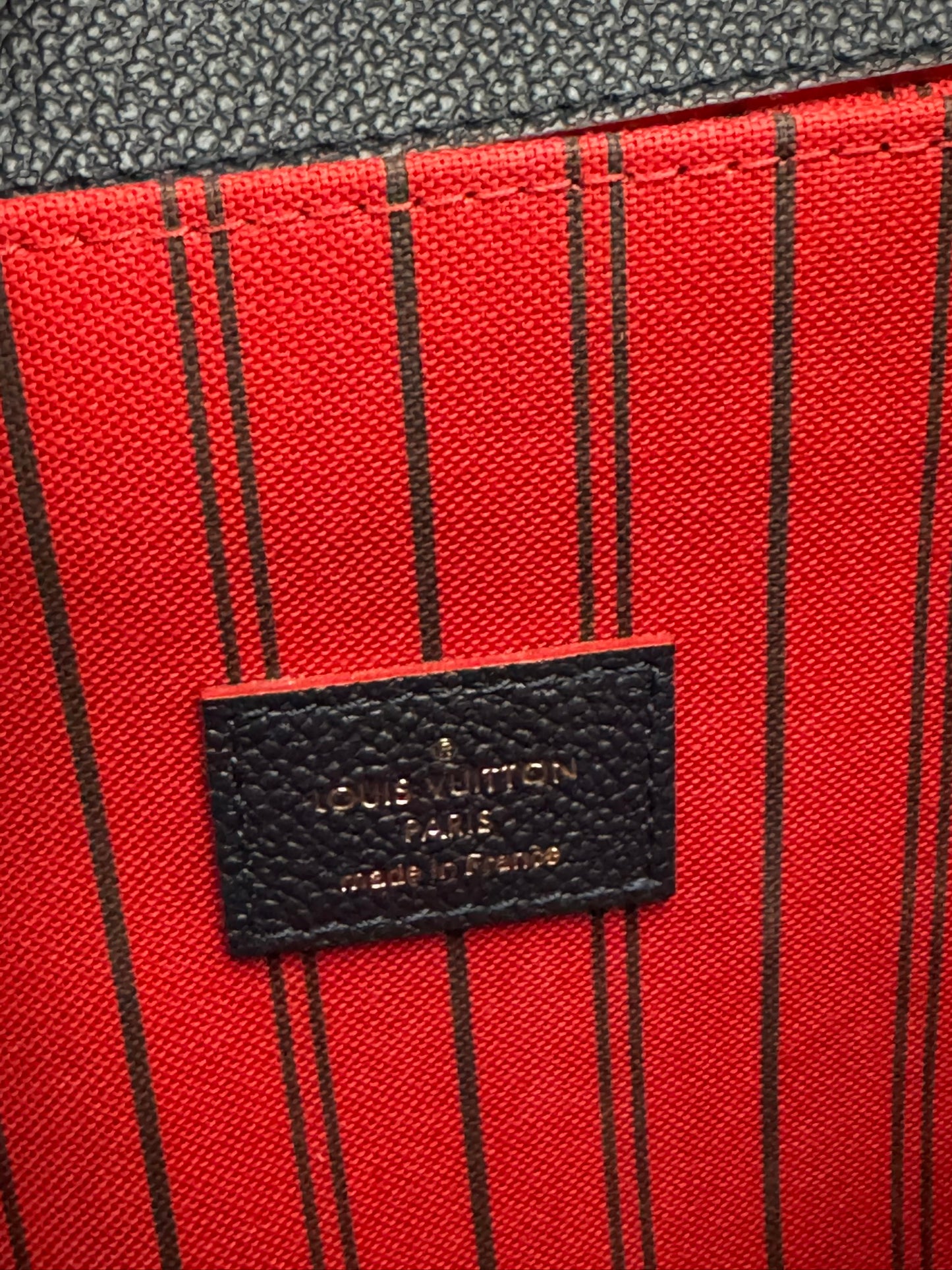 Louis Vuitton Pochette Métis in Marine Rouge Empreinte Leather