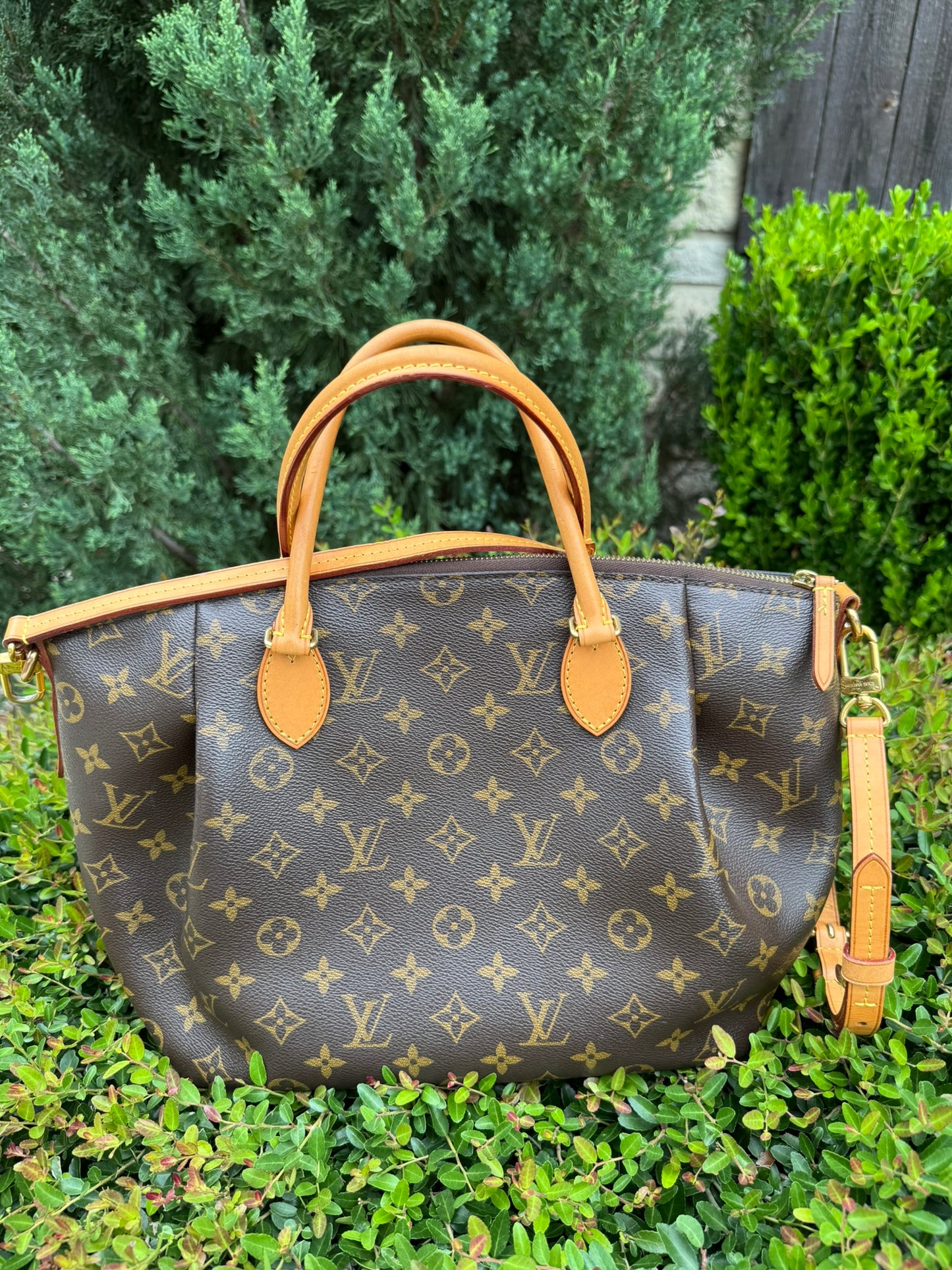 Louis Vuitton Turenne MM
