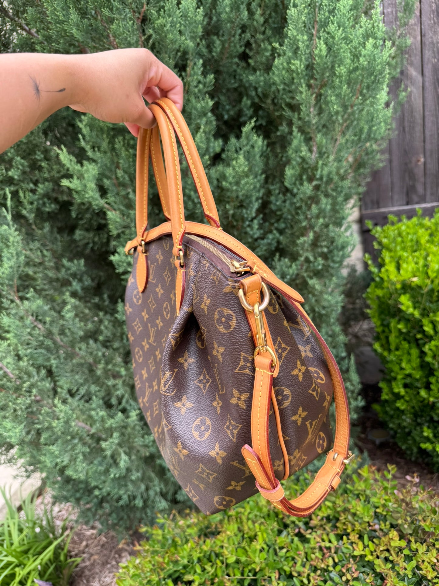 Louis Vuitton Turenne MM