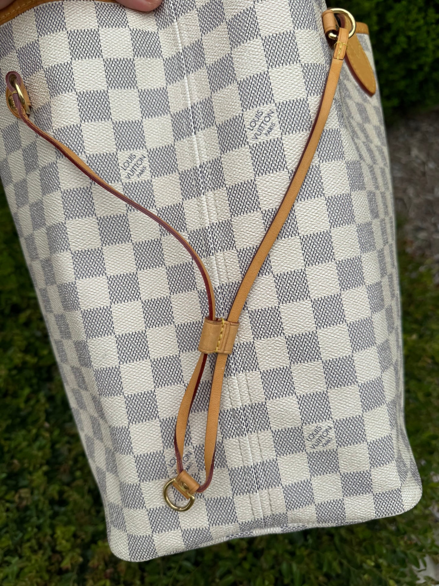 Louis Vuitton Neverfull GM in Damier Azur Canvas