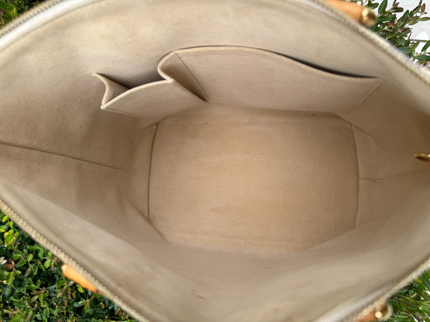 Louis Vuitton Saleya MM in Damier Azur Canvas