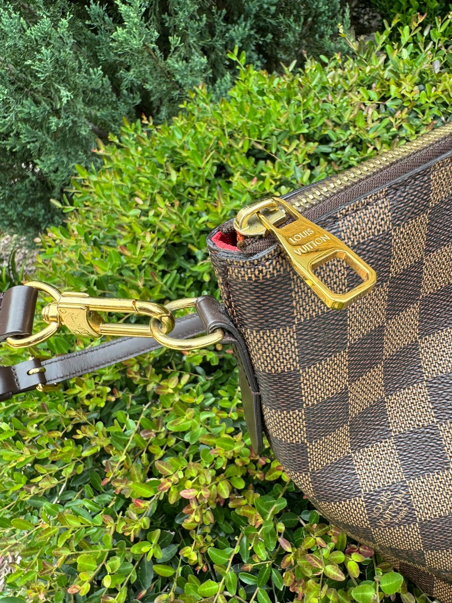 Louis Vuitton Siena MM in Damier Ebene Canvas