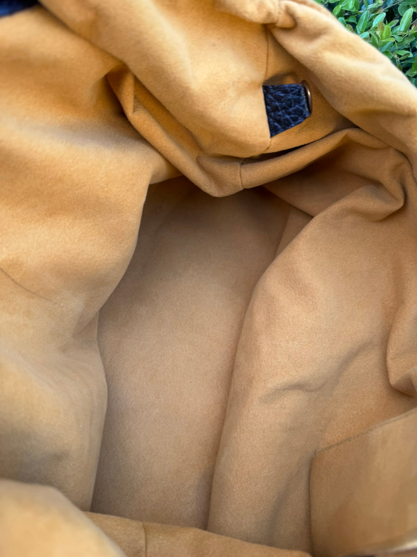 Louis Vuitton Mahina XL