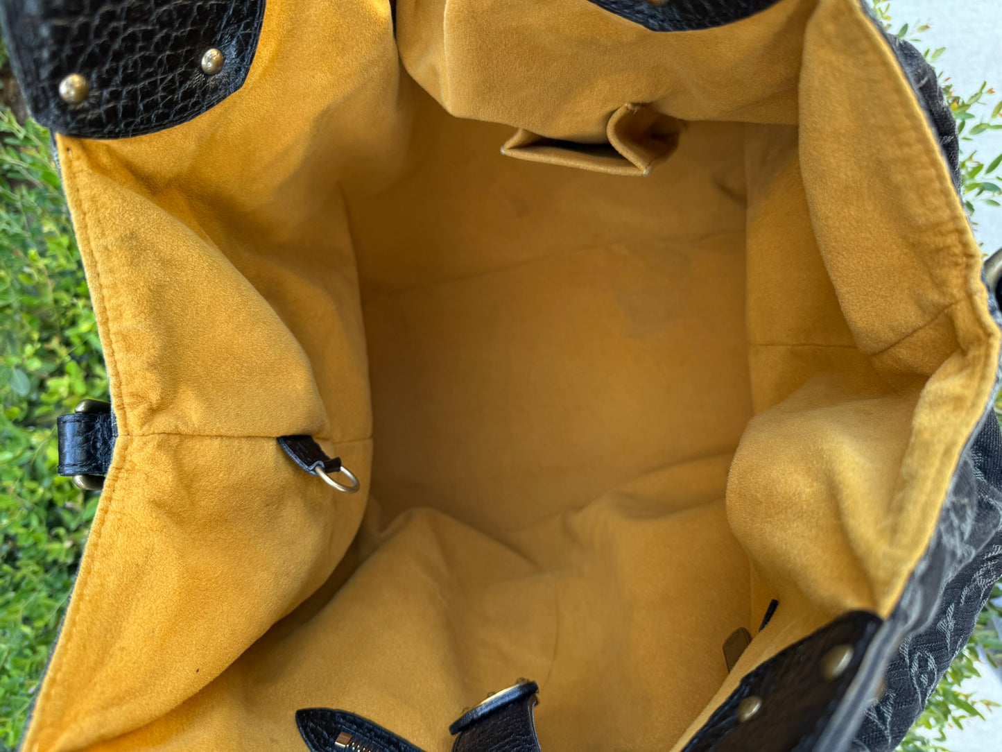 Louis Vuitton Mahina XL