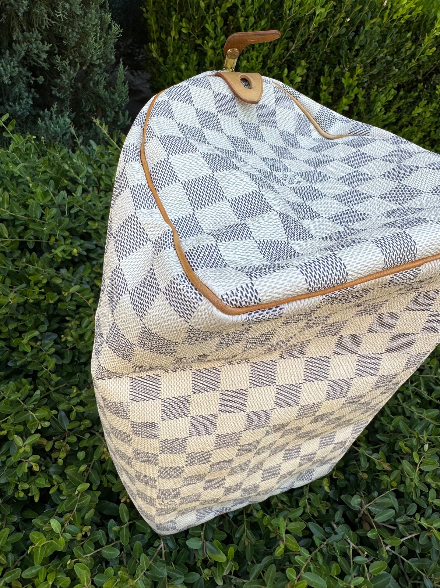 Louis Vuitton Speedy 30 in Damier Azur Canvas
