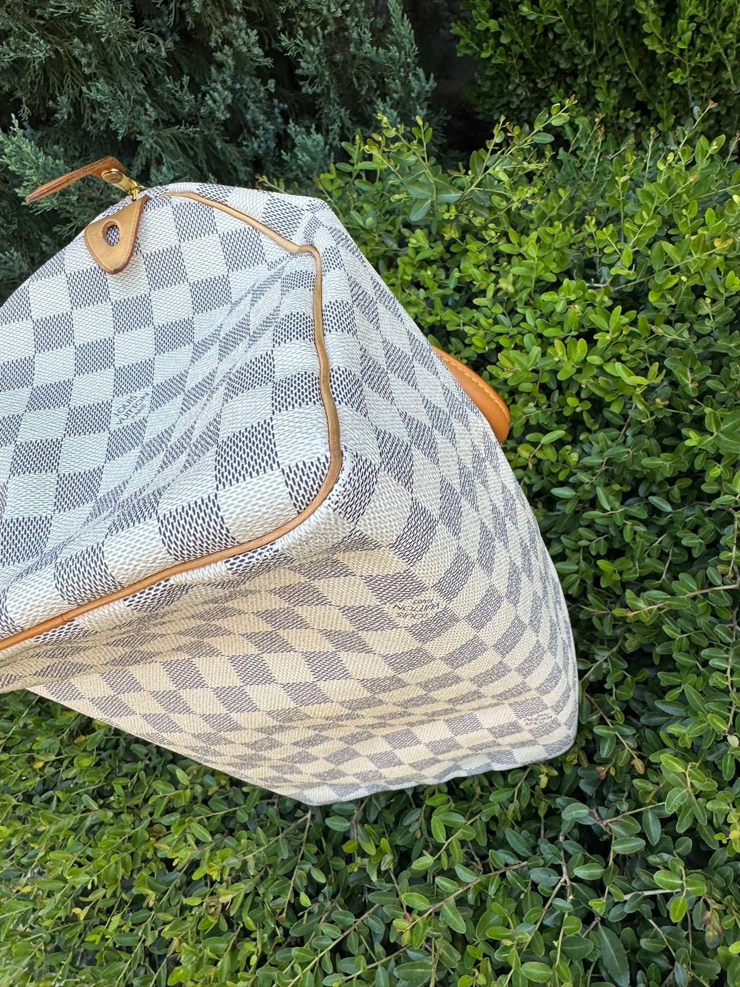 Louis Vuitton Speedy 30 in Damier Azur Canvas