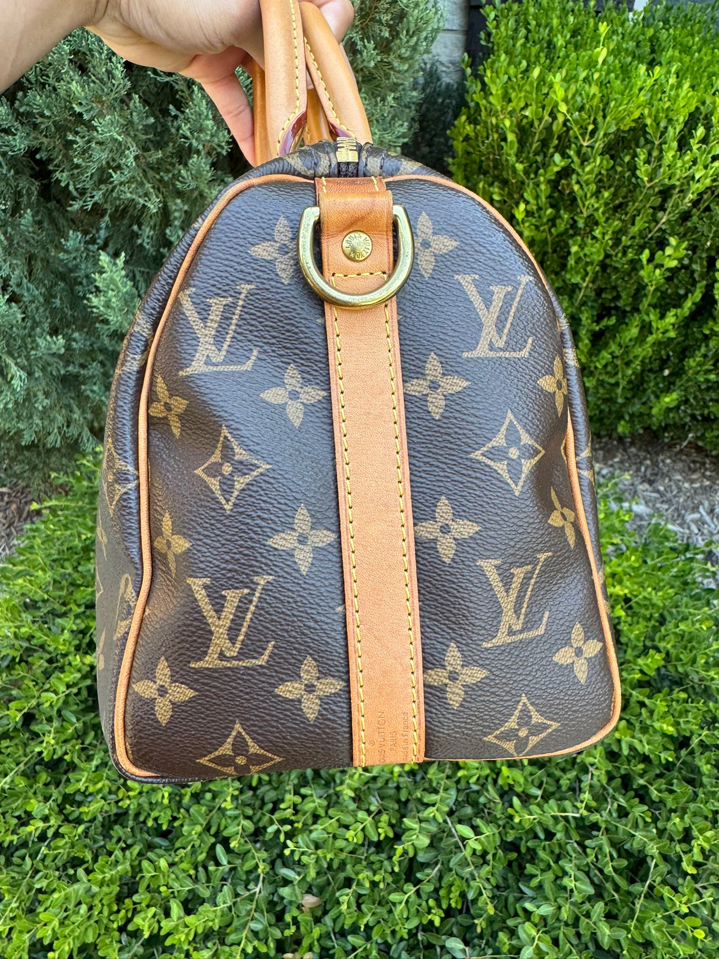 Louis Vuitton Speedy Bandoulière 25 in Monogram Canvas