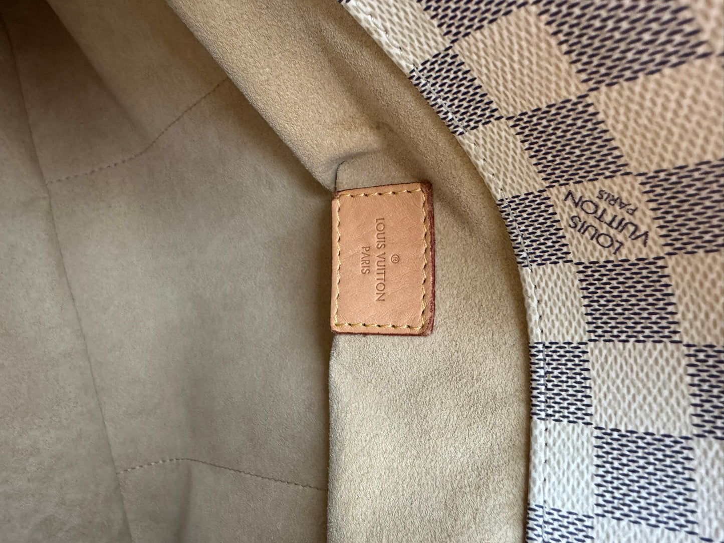 Louis Vuitton Artsy MM in Damier Azur Canvas
