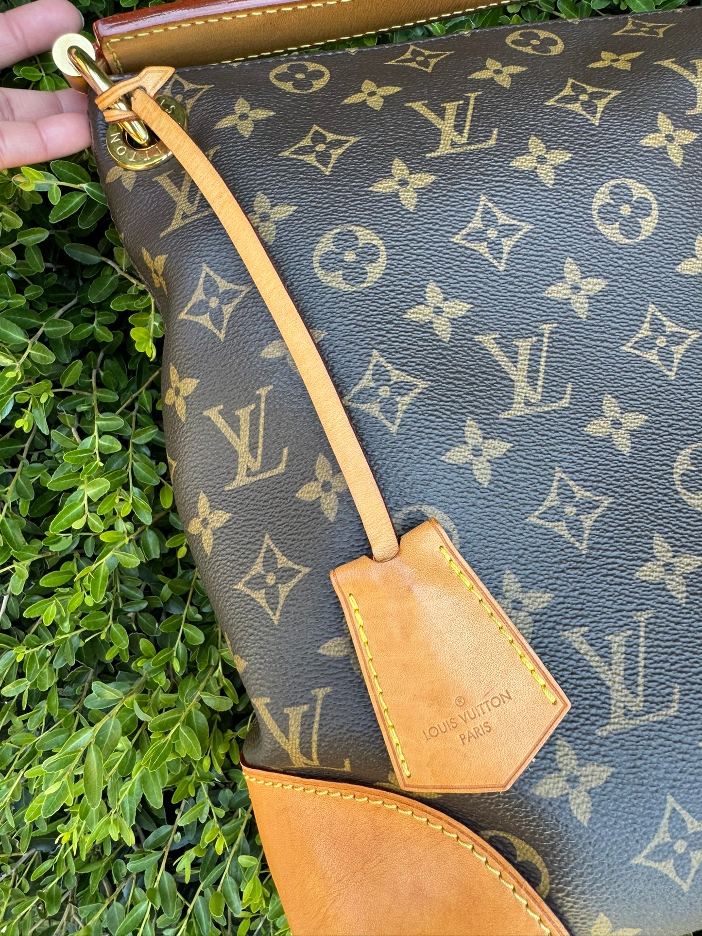 Louis Vuitton Berri PM in Monogram Canvas