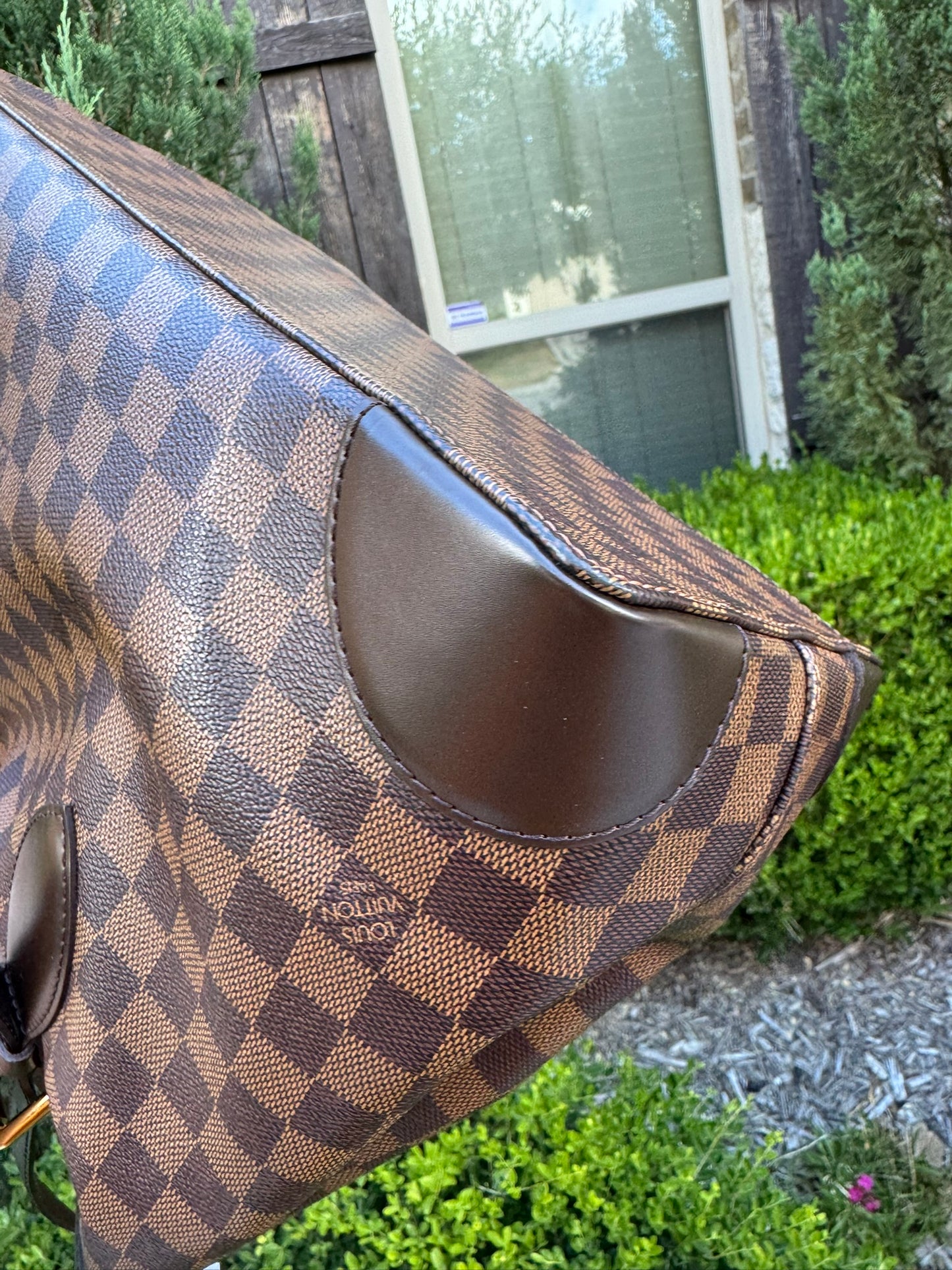 Louis Vuitton Hampstead MM in Damier Ebene Canvas