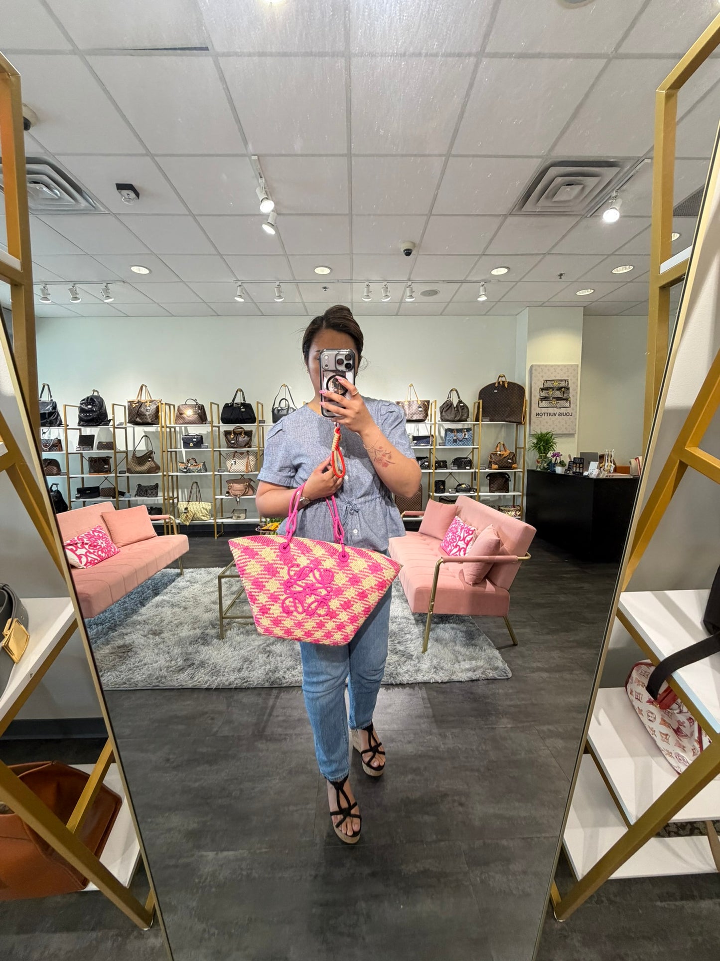 Loewe Anagram Raffia Tote – Hot Pink