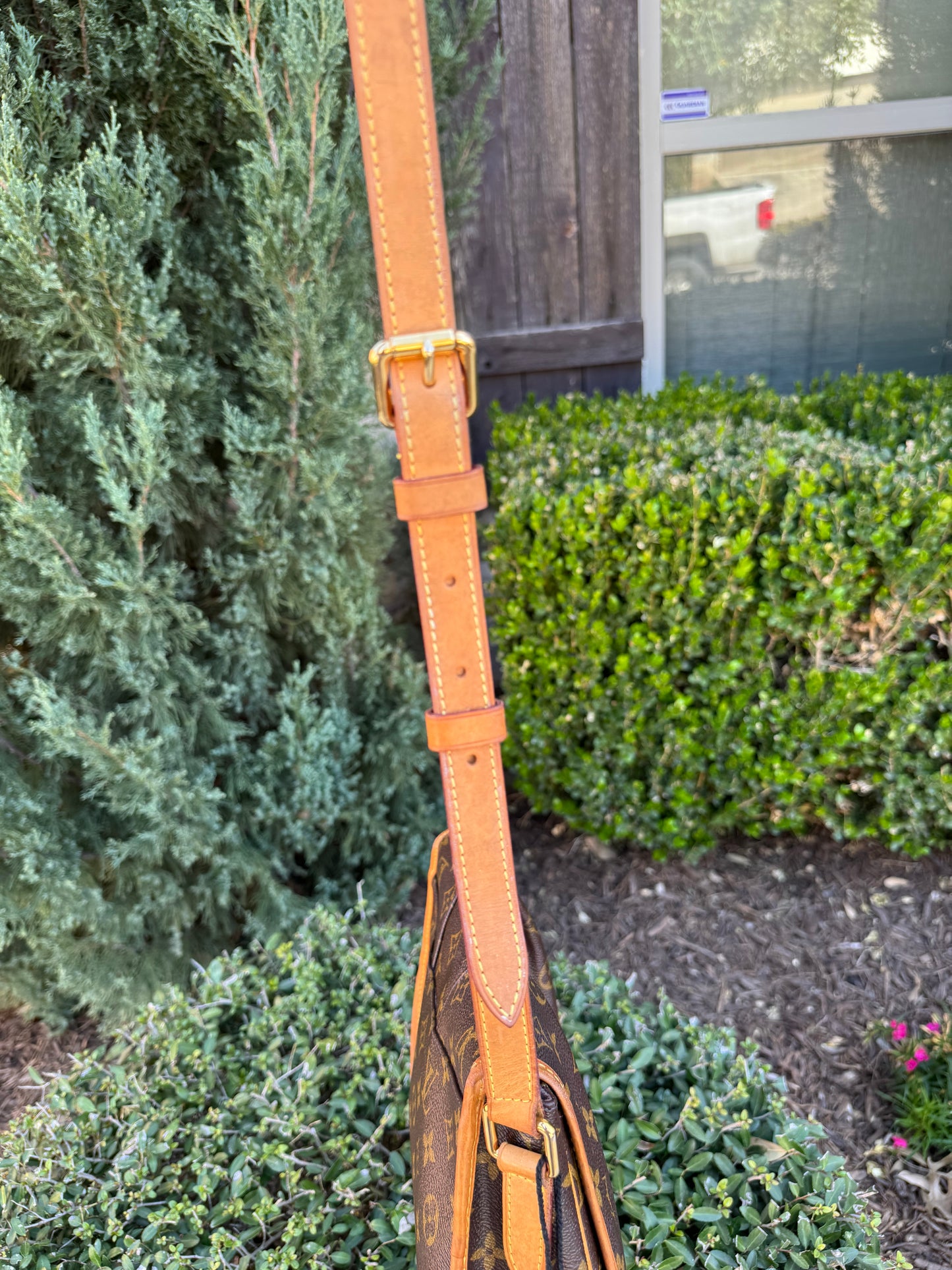 Louis Vuitton Menilmontant PM