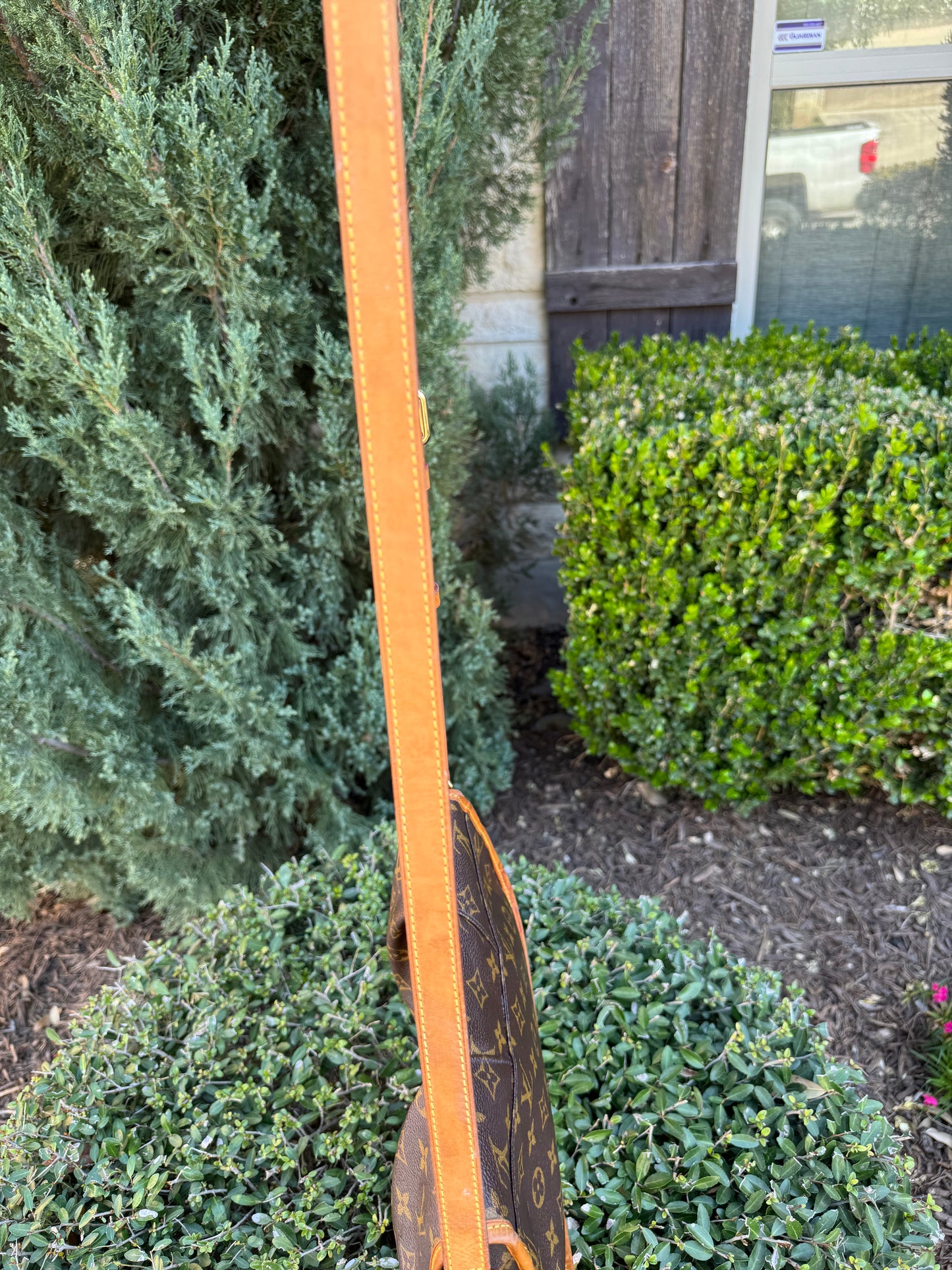 Louis Vuitton Menilmontant PM