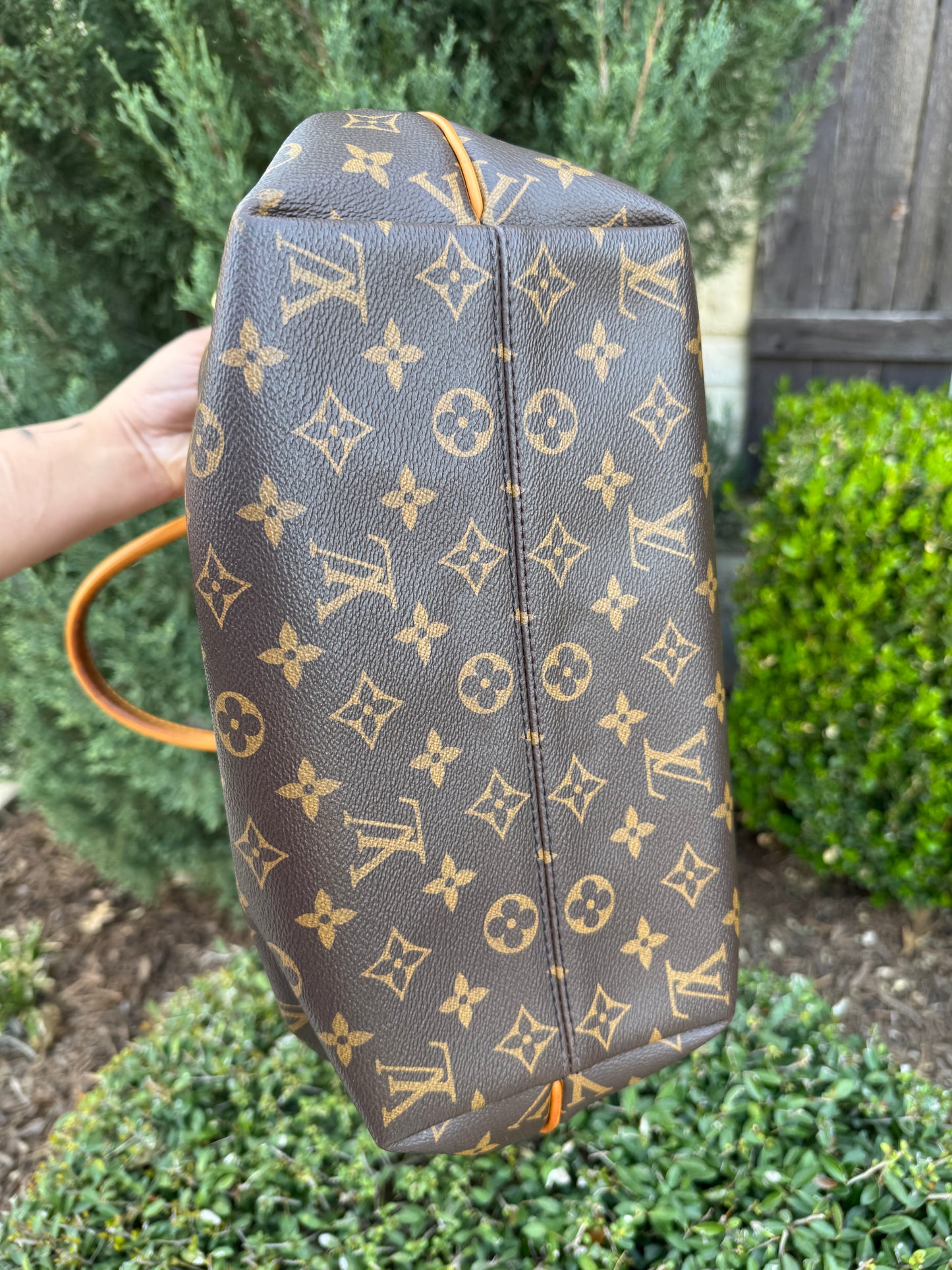 Louis Vuitton Turenne MM