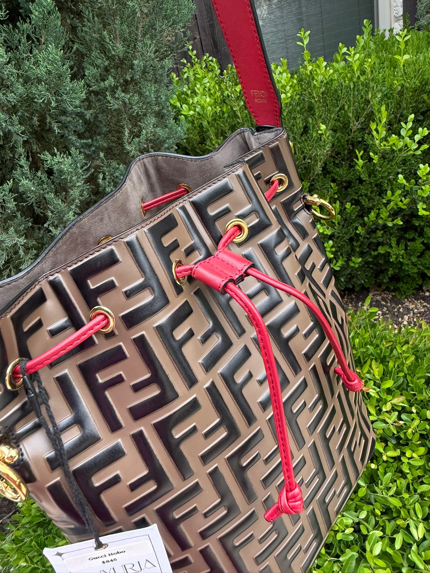 Fendi Mon Tresor Bucket Bag – Bi-Color Cherry Red