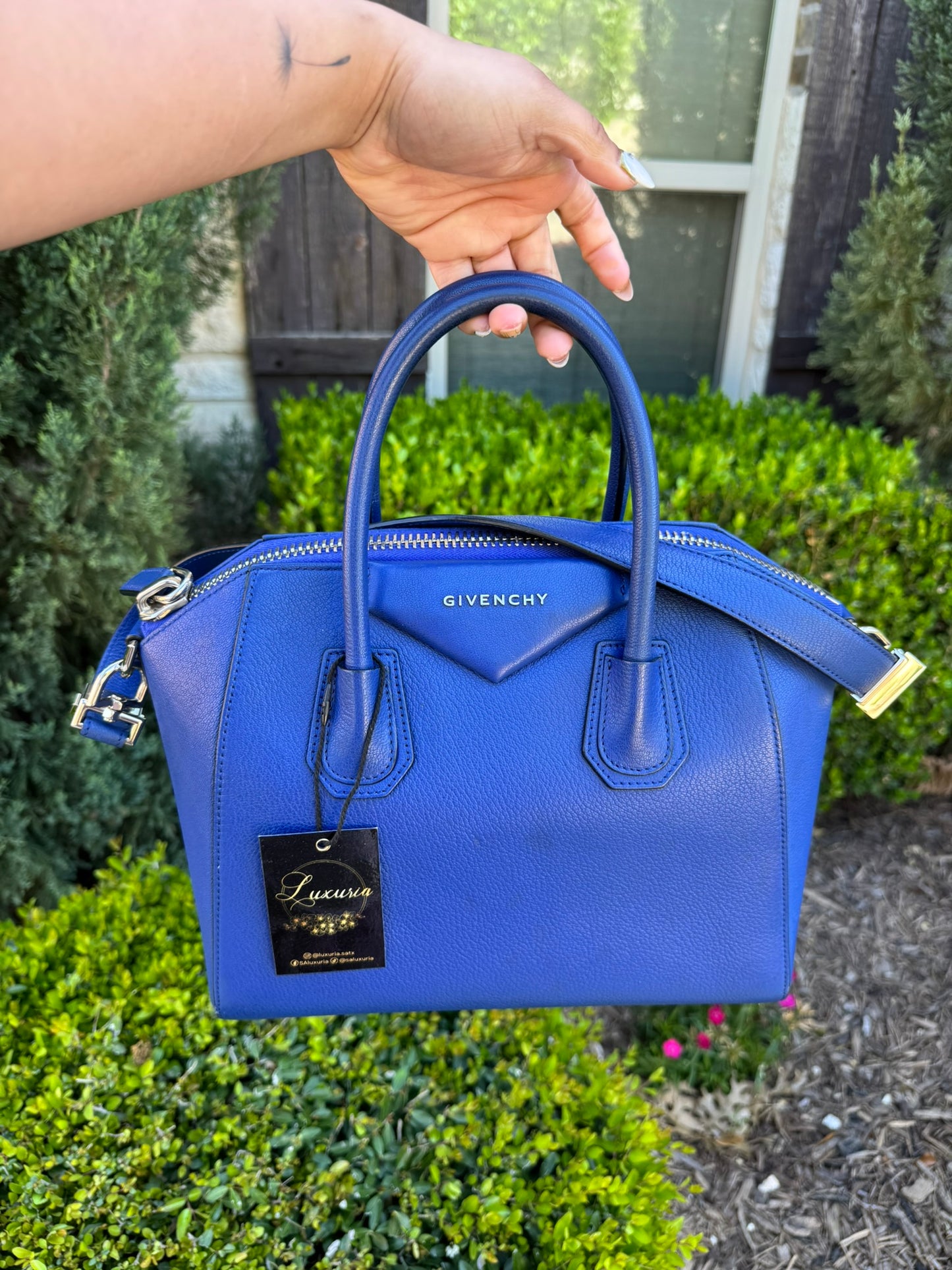 Givenchy Antigona in Blue Leather