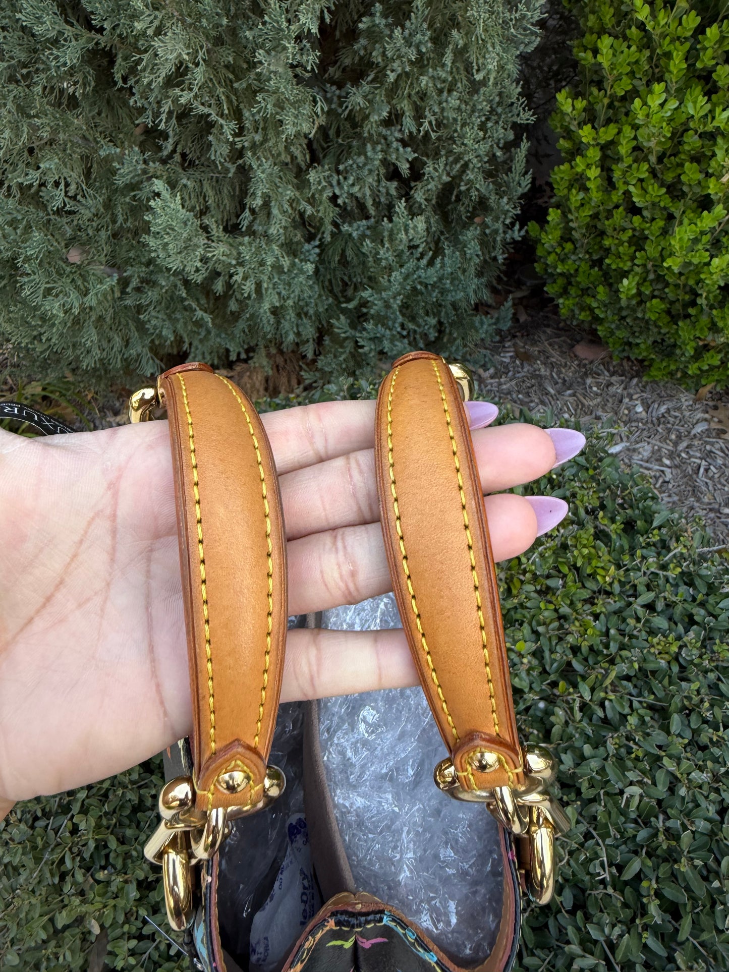 Louis Vuitton Audra in Noir