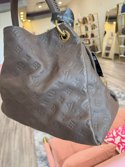Louis Vuitton Artsy MM