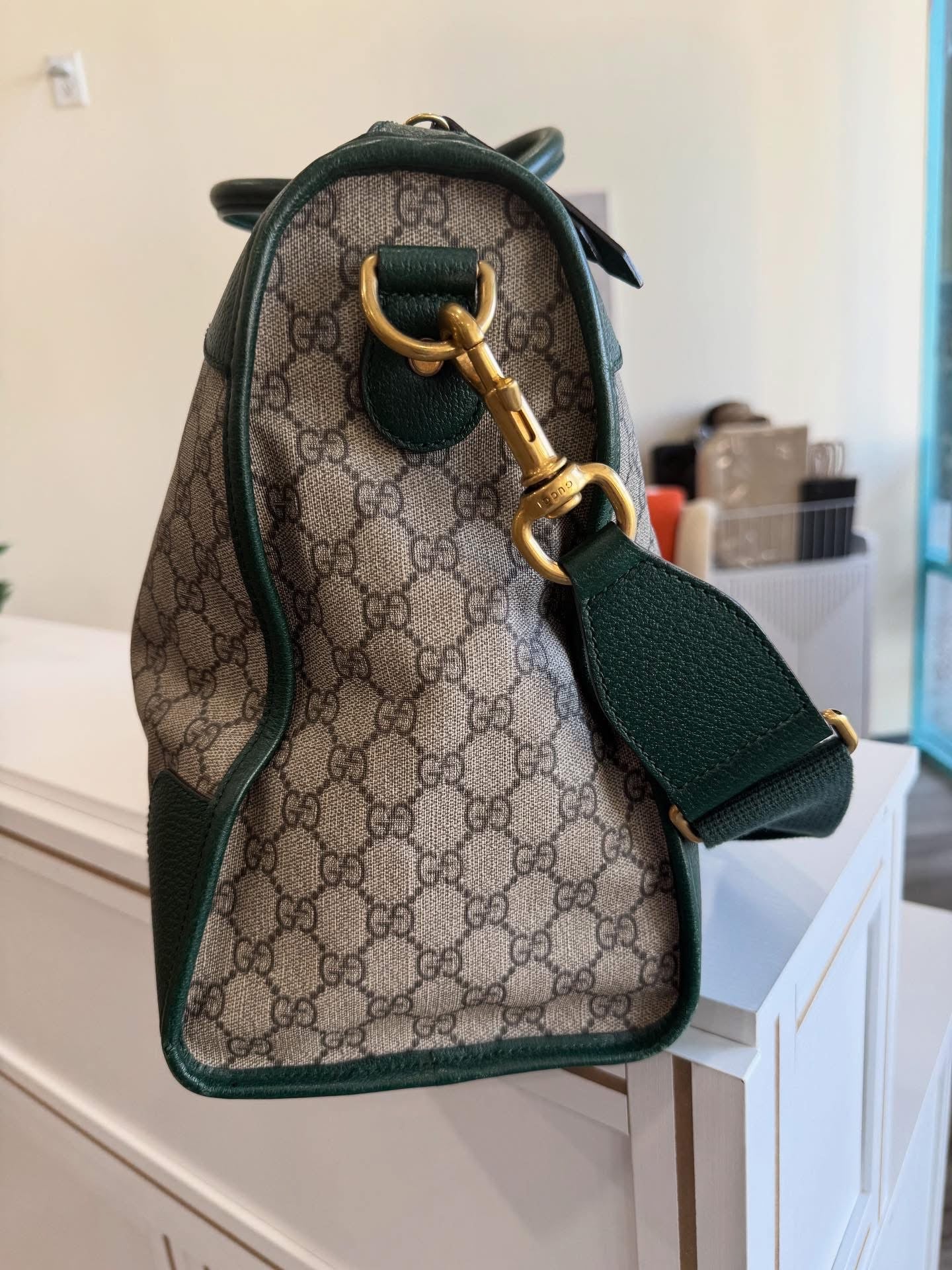 Gucci Neo Green Skull Duffle Bag