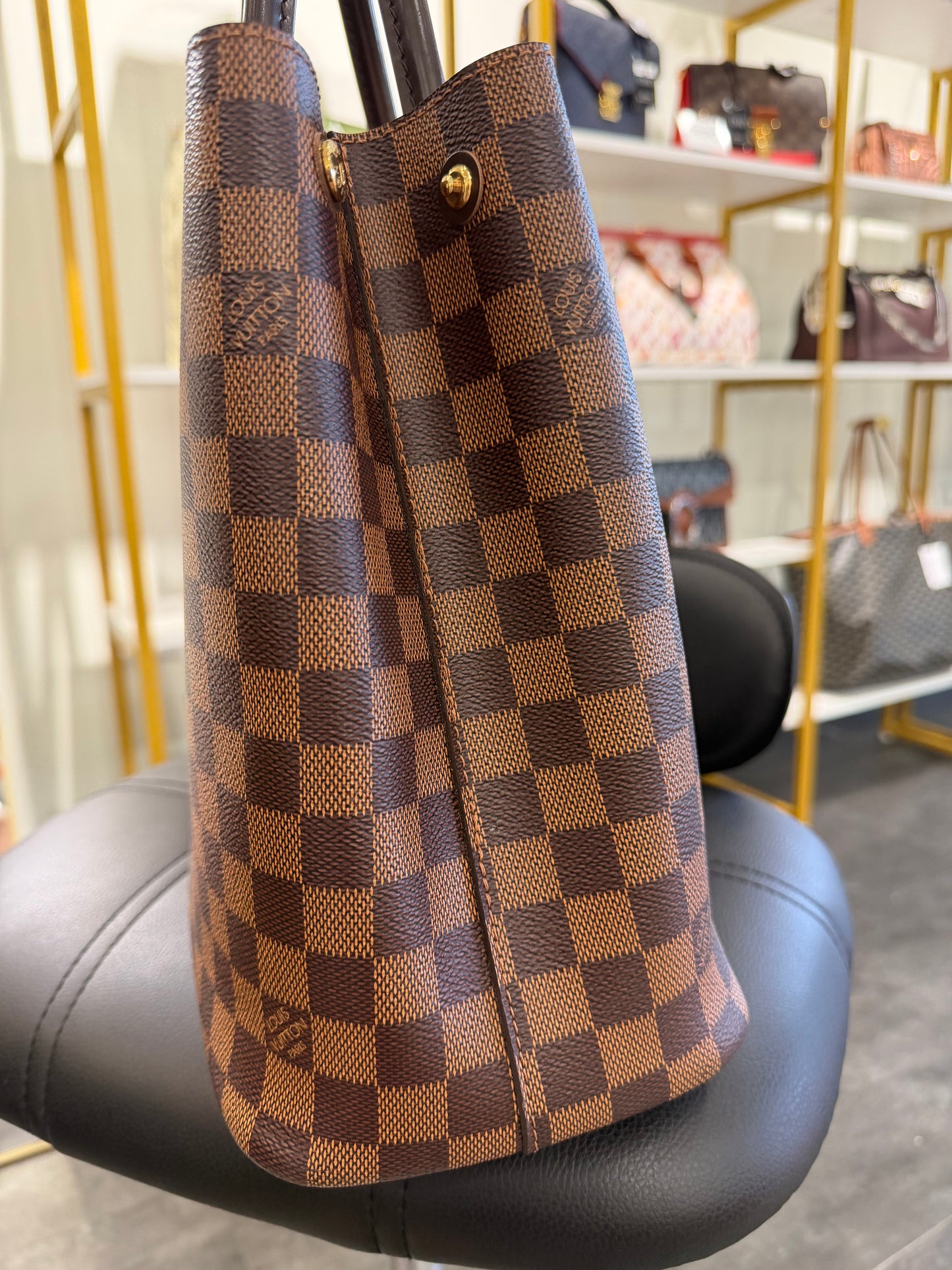 Louis Vuitton Kensington – Damier Ebene