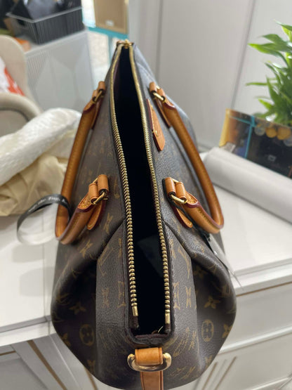 Louis Vuitton Turenne MM