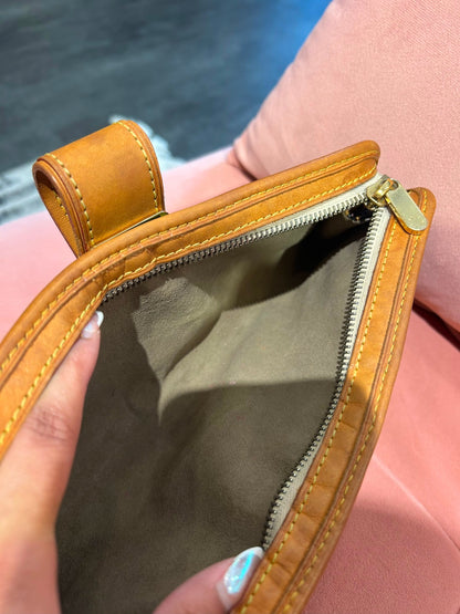 Louis Vuitton Shirley Clutch – Black Monogram Multicolore