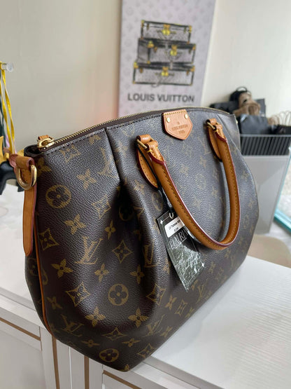 Louis Vuitton Turenne MM