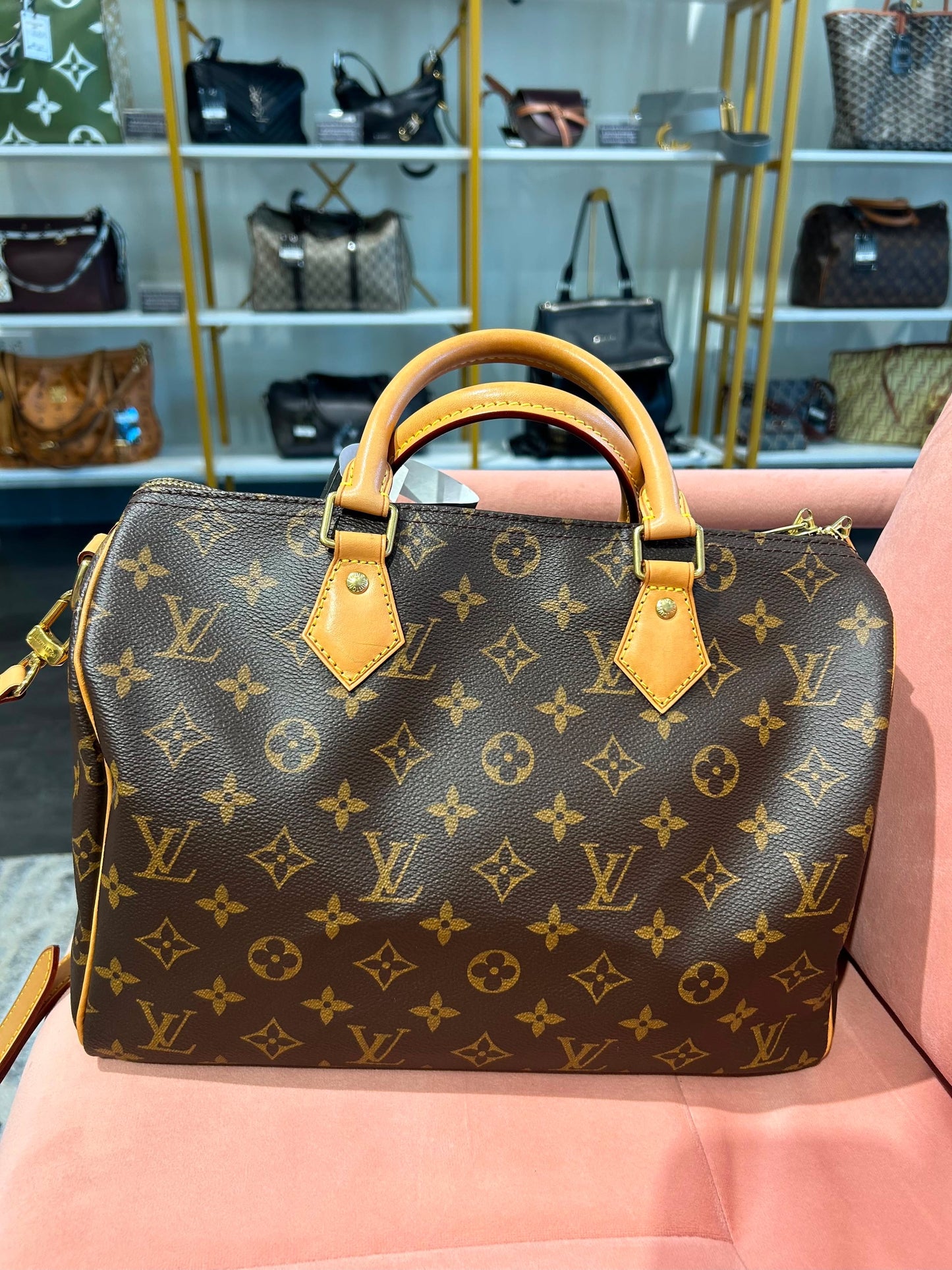 Louis Vuitton Speedy Bandoulière 30 – Monogram Canvas